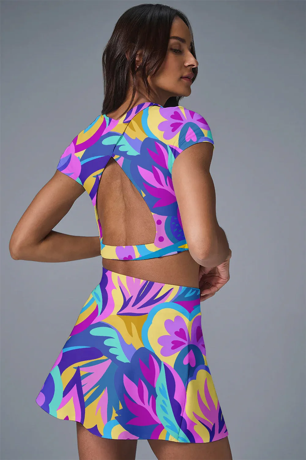 Neon Bloom Set – Abstract Tropical Leaf Print Activewear Set