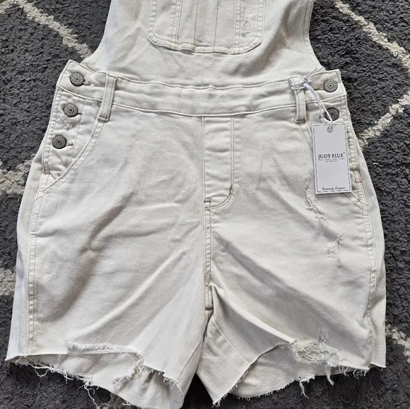 NEW JUDY BLUE judy blue ecru destroy overall shorts in ecru Size Small