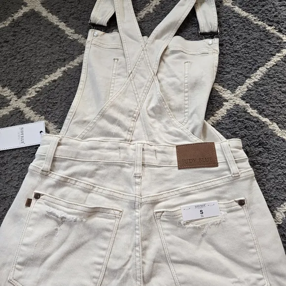 NEW JUDY BLUE judy blue ecru destroy overall shorts in ecru Size Small