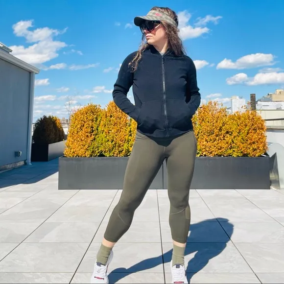 Nike Gender Neutral Zip Up Front Breathable Air Flow Jacket