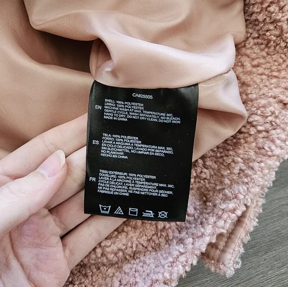 Noize Pink Rose Miley Short Length Vegan Sherpa Coat NWOT Size Small