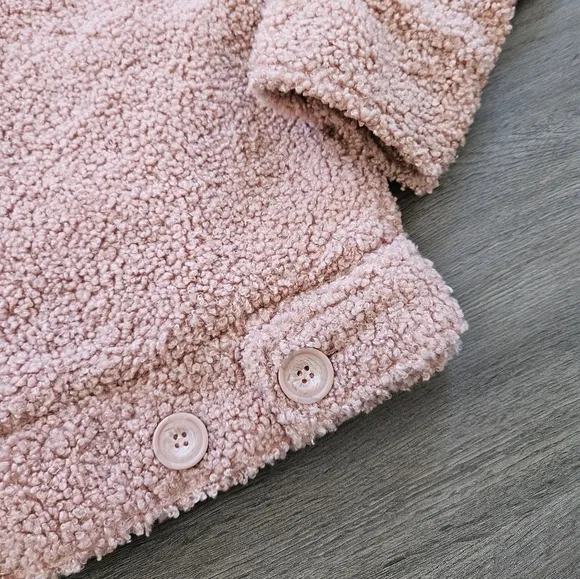 Noize Pink Rose Miley Short Length Vegan Sherpa Coat NWOT Size Small
