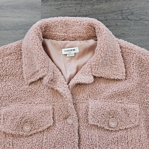 Noize Pink Rose Miley Short Length Vegan Sherpa Coat NWOT Size Small