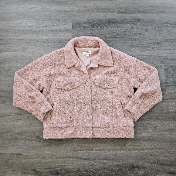 Noize Pink Rose Miley Short Length Vegan Sherpa Coat NWOT Size Small