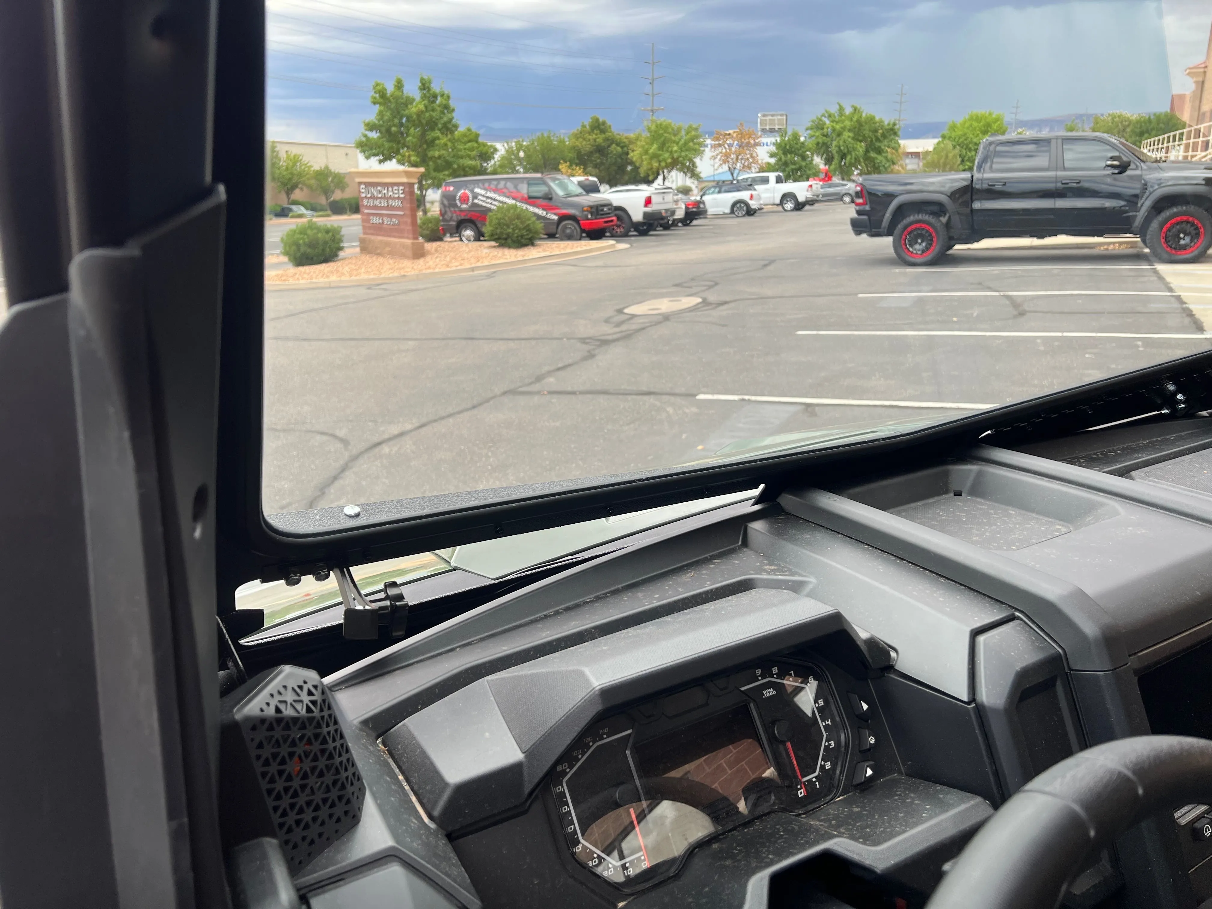 POLARIS XPEDITION FRONT WINDSHIELD 2024 