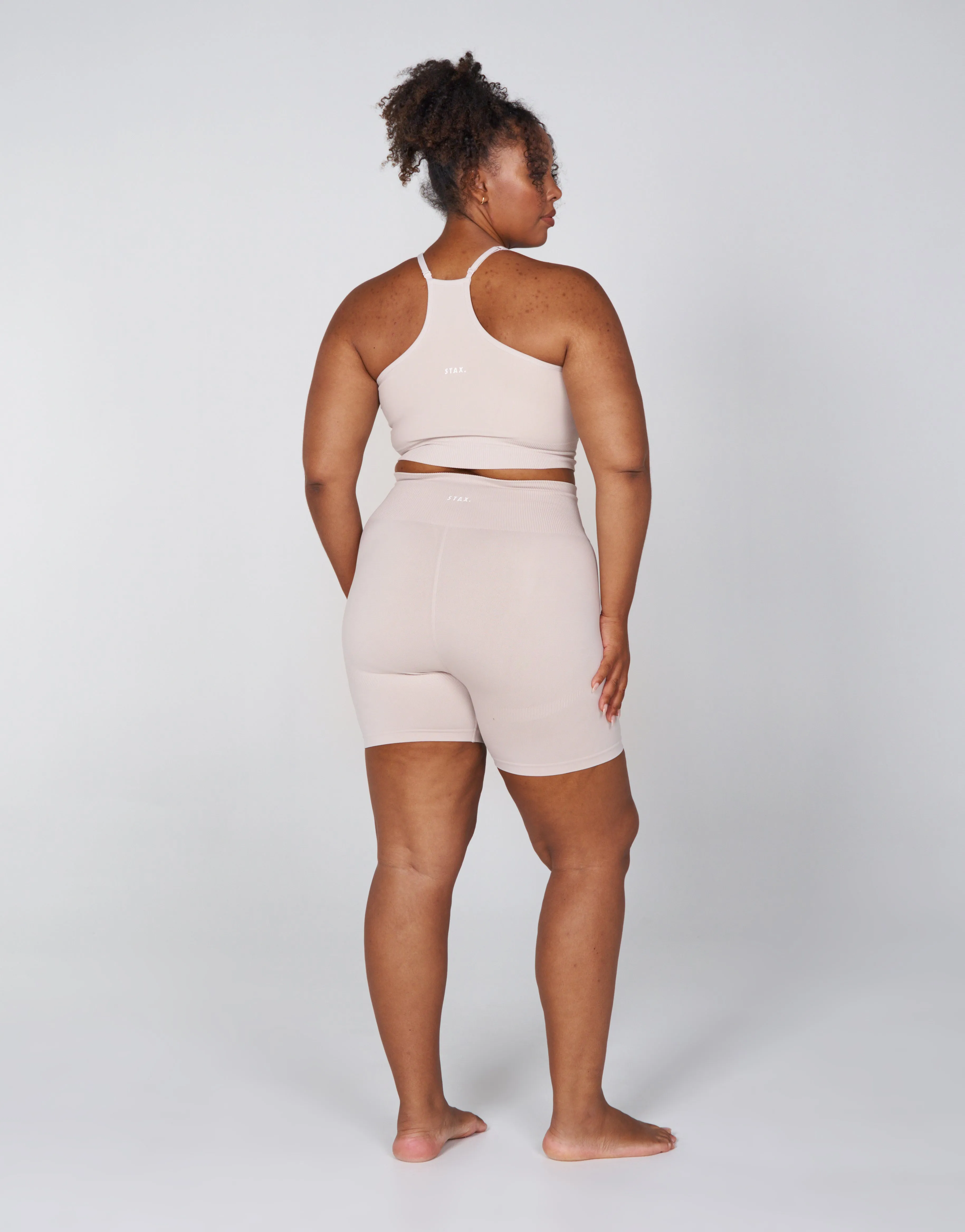 Premium Seamless Favourites Midi Bike Shorts - Bone