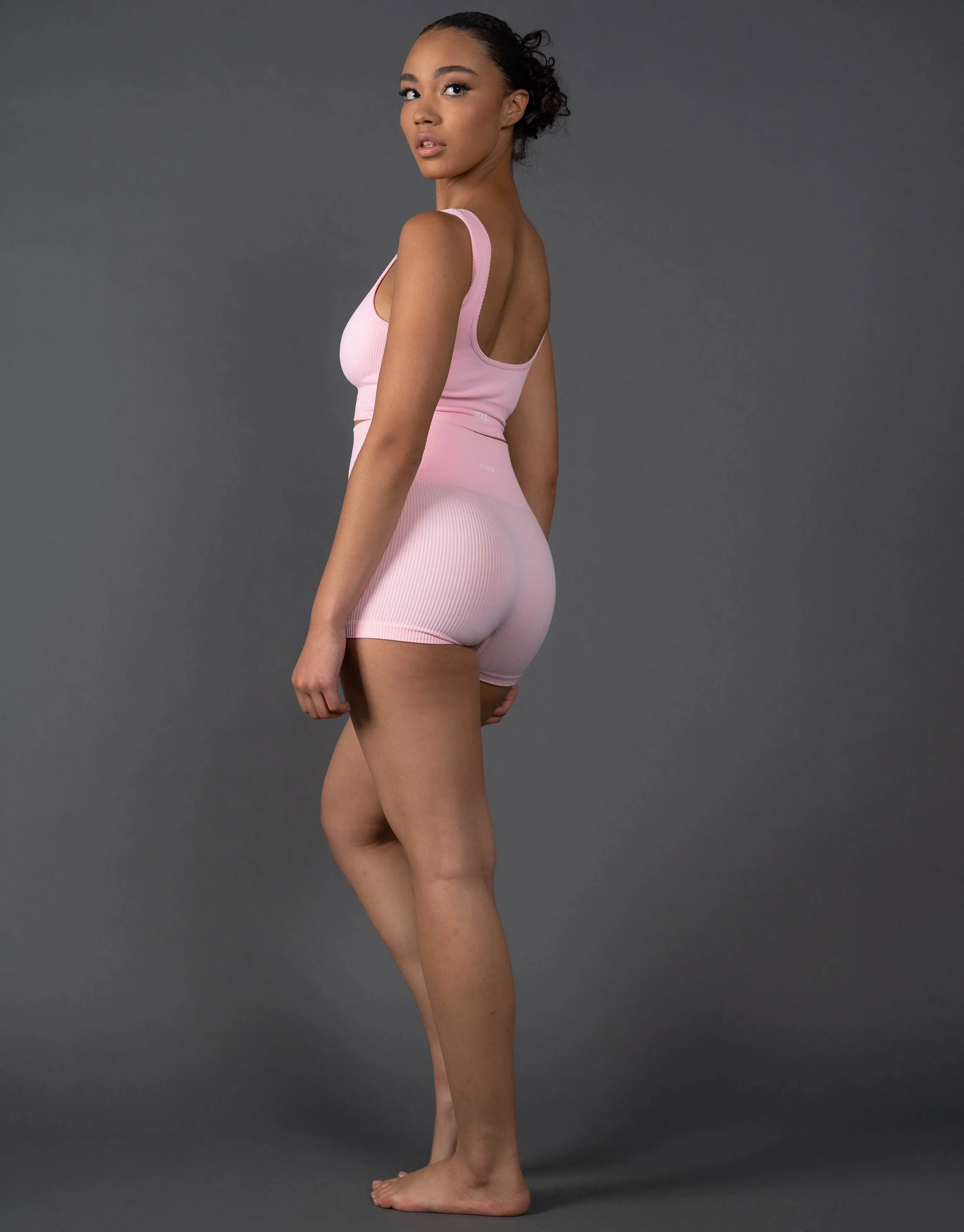 Premium Seamless Low Back Crop Lounge V5.1 - Taffy