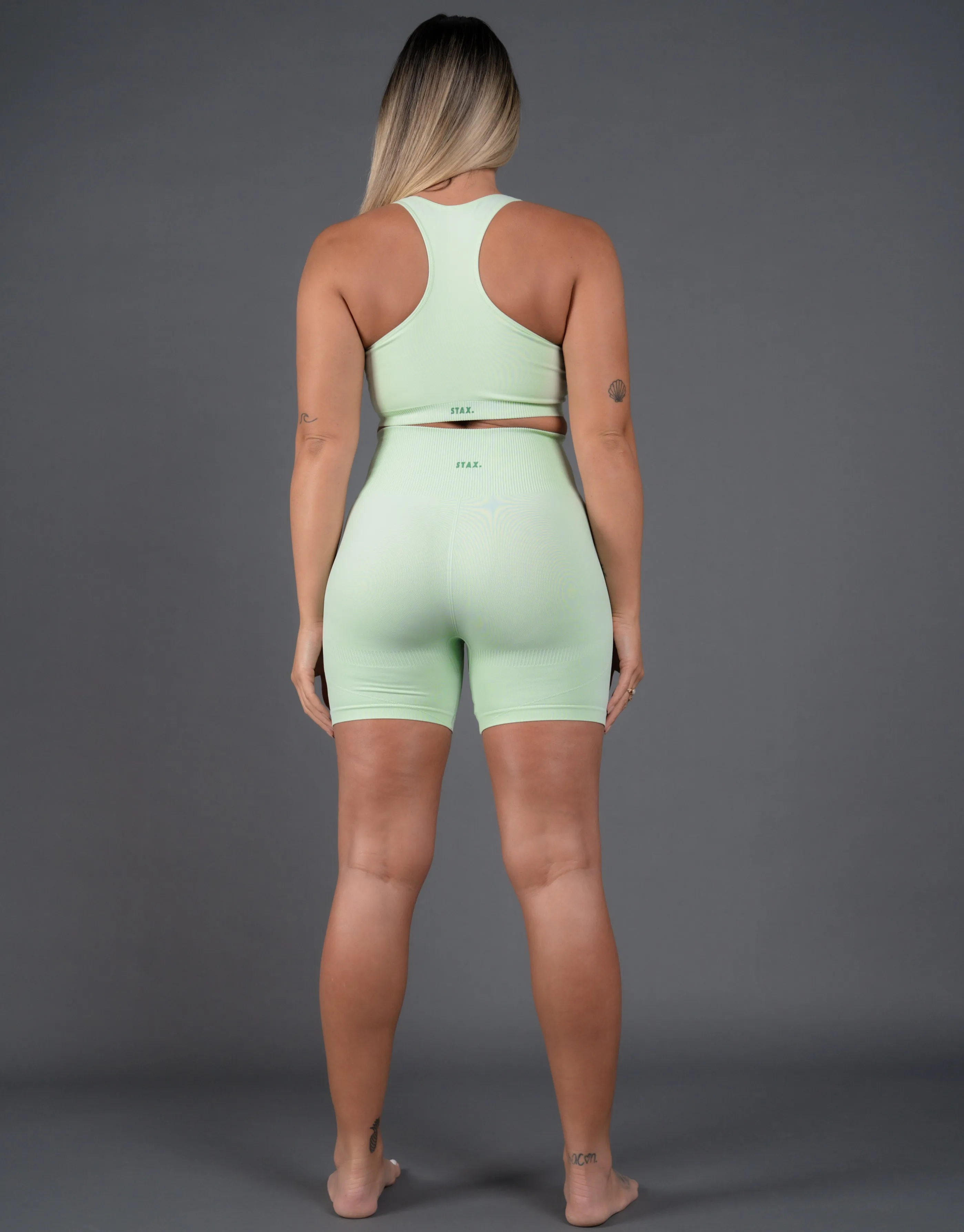 Premium Seamless V5 Racer Crop - Aurora (Sage)