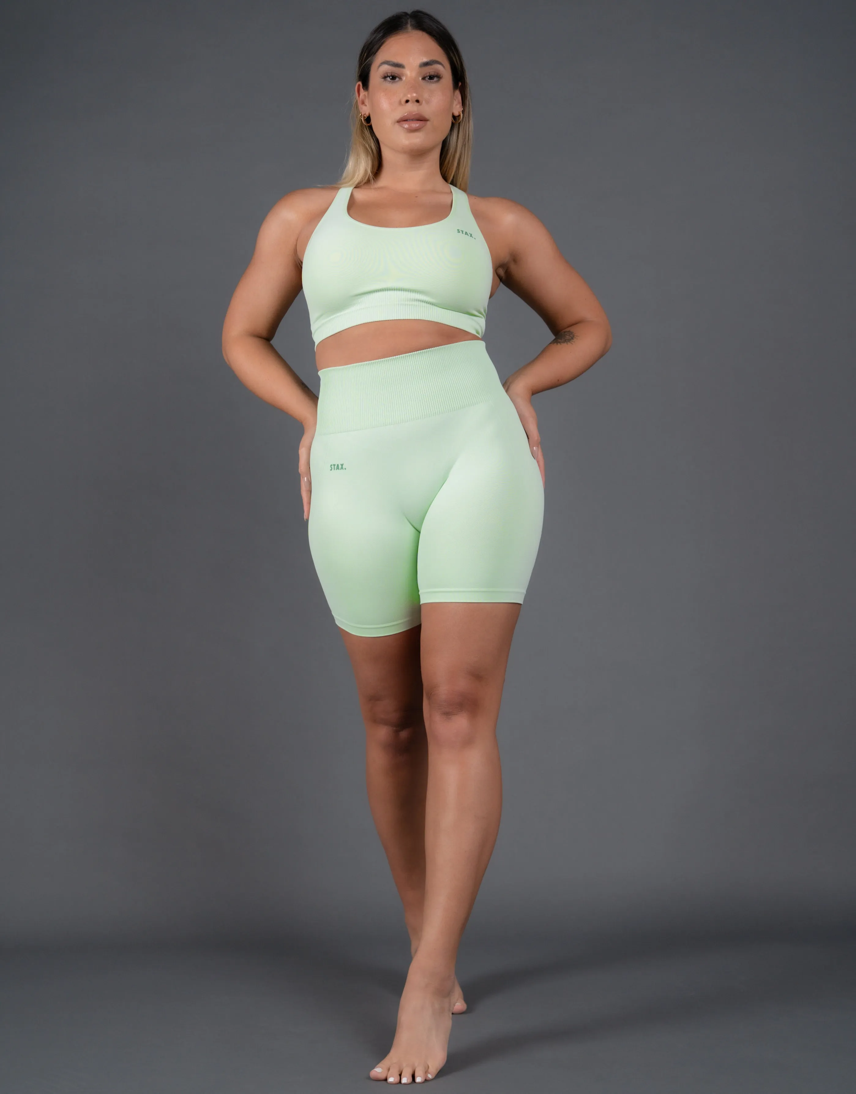 Premium Seamless V5 Racer Crop - Aurora (Sage)