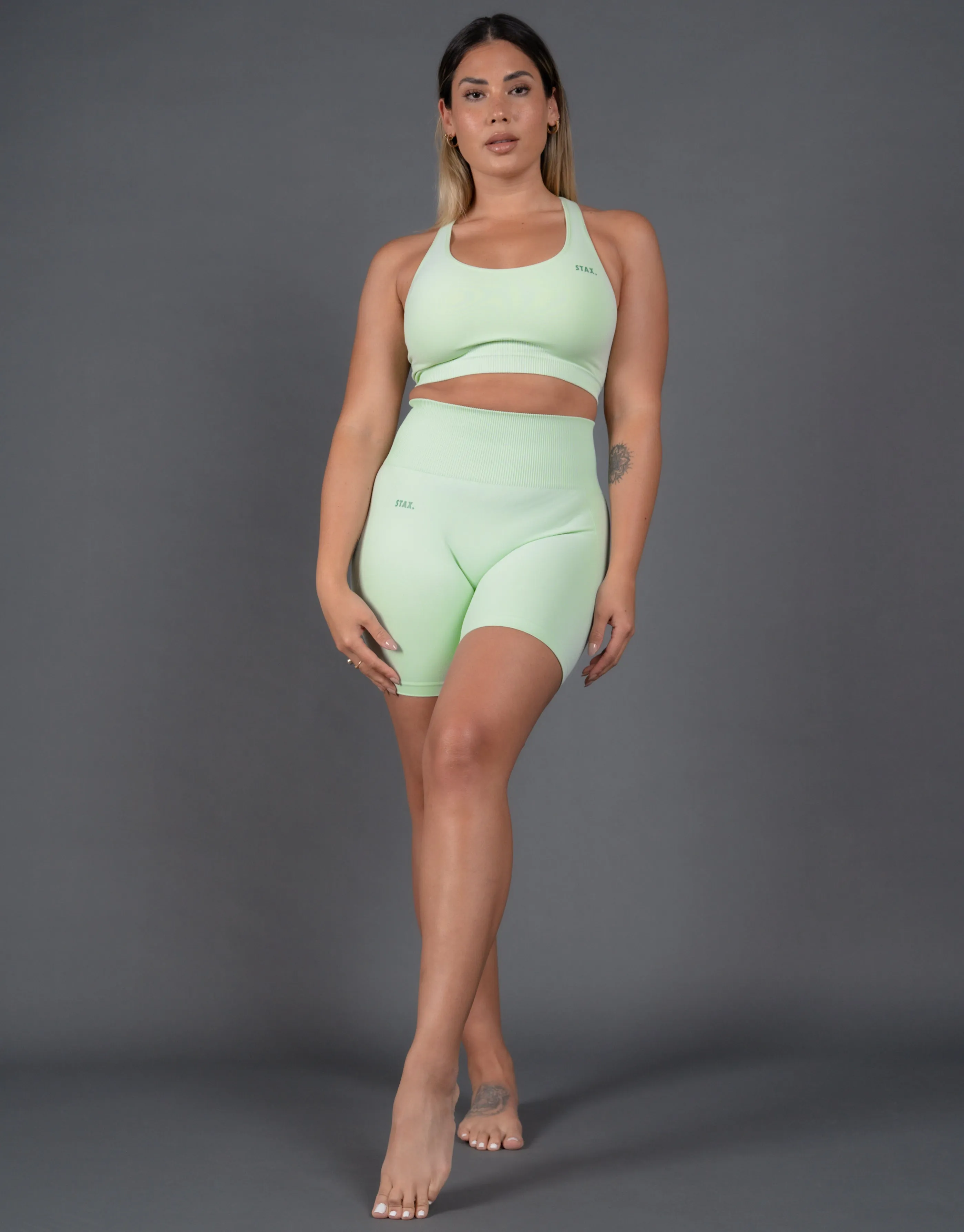Premium Seamless V5 Racer Crop - Aurora (Sage)