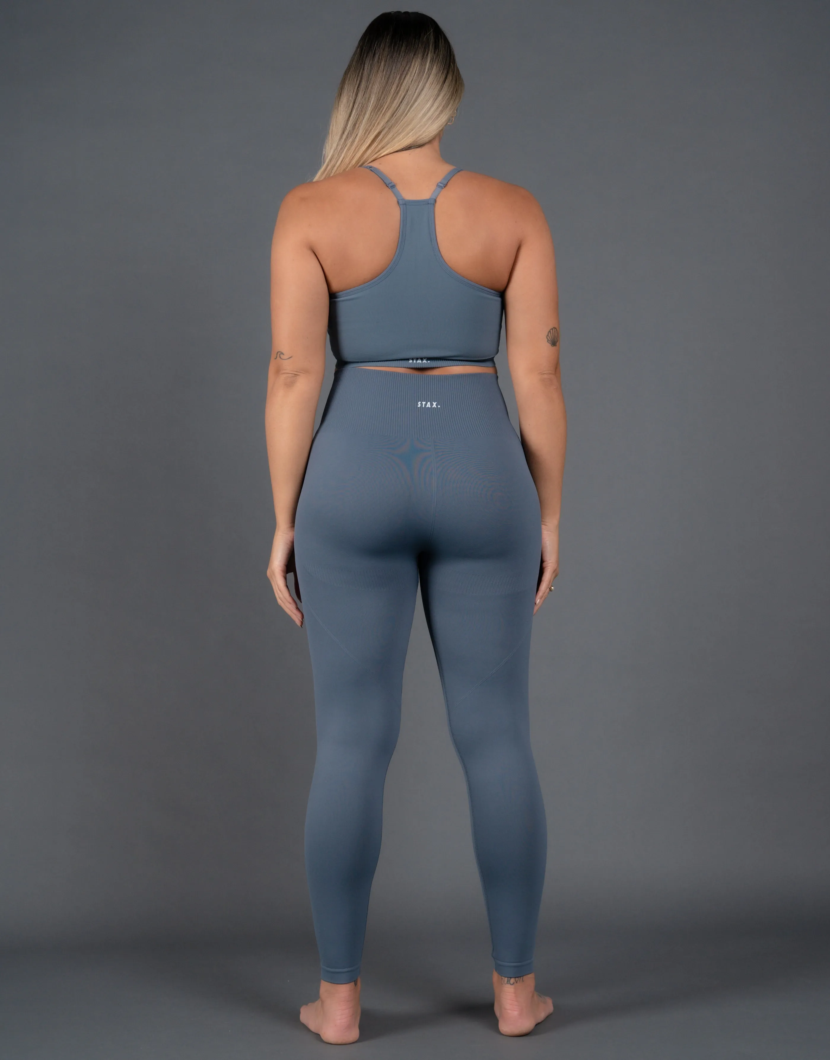 Premium Seamless V5 Strappy Crop - Tau Ceti (Dark Grey)