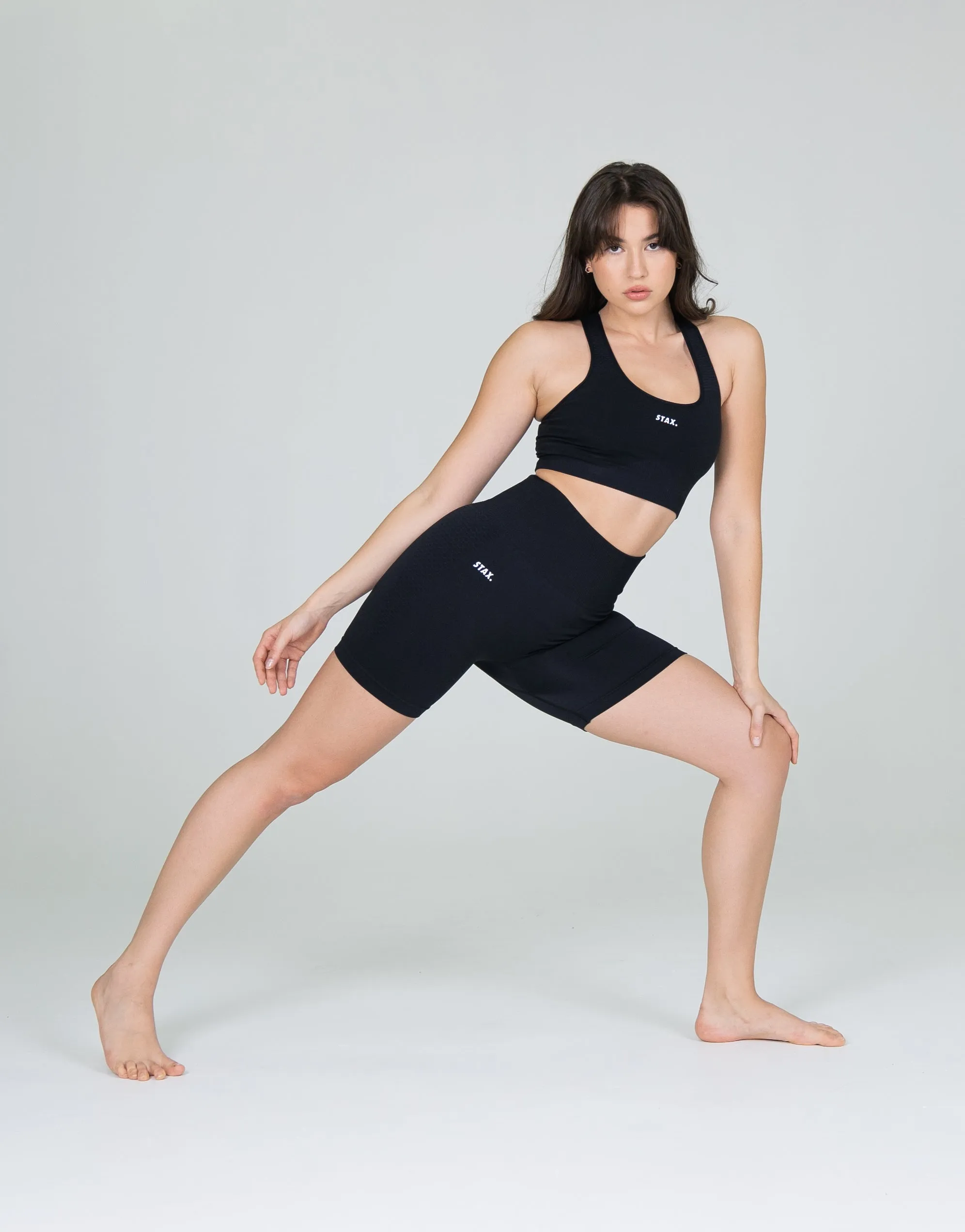 Premium Seamless V6 Racer Crop - Nox (Black)