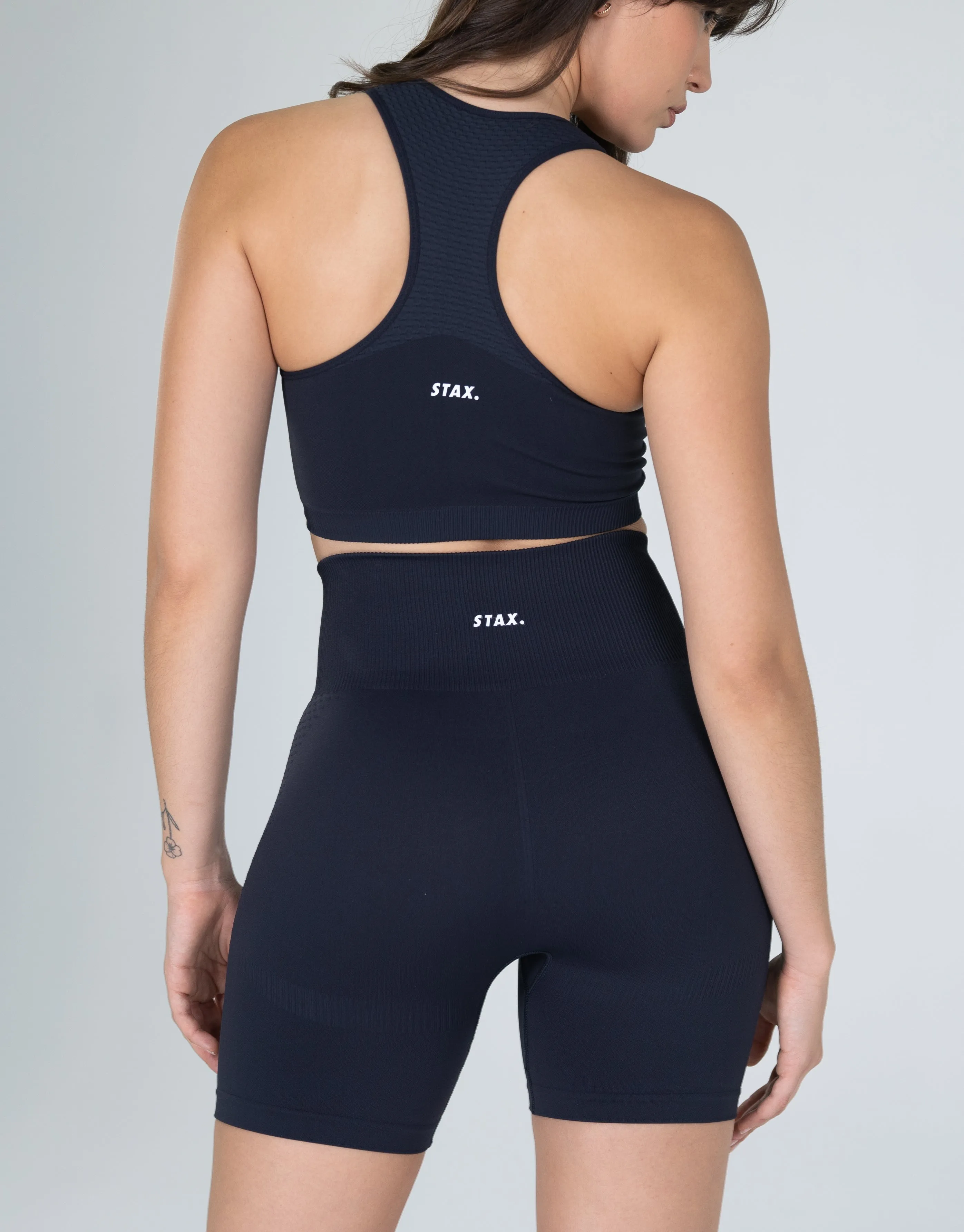Premium Seamless V6 Racer Crop - Vesper (Navy)