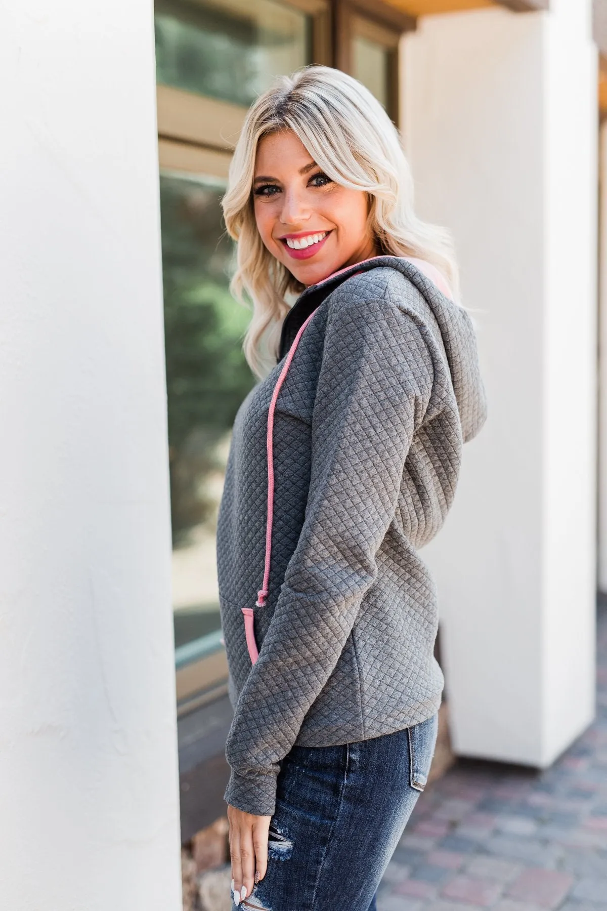 Pulse Exclusive Quarter Zip Quilted Pullover- Charcoal