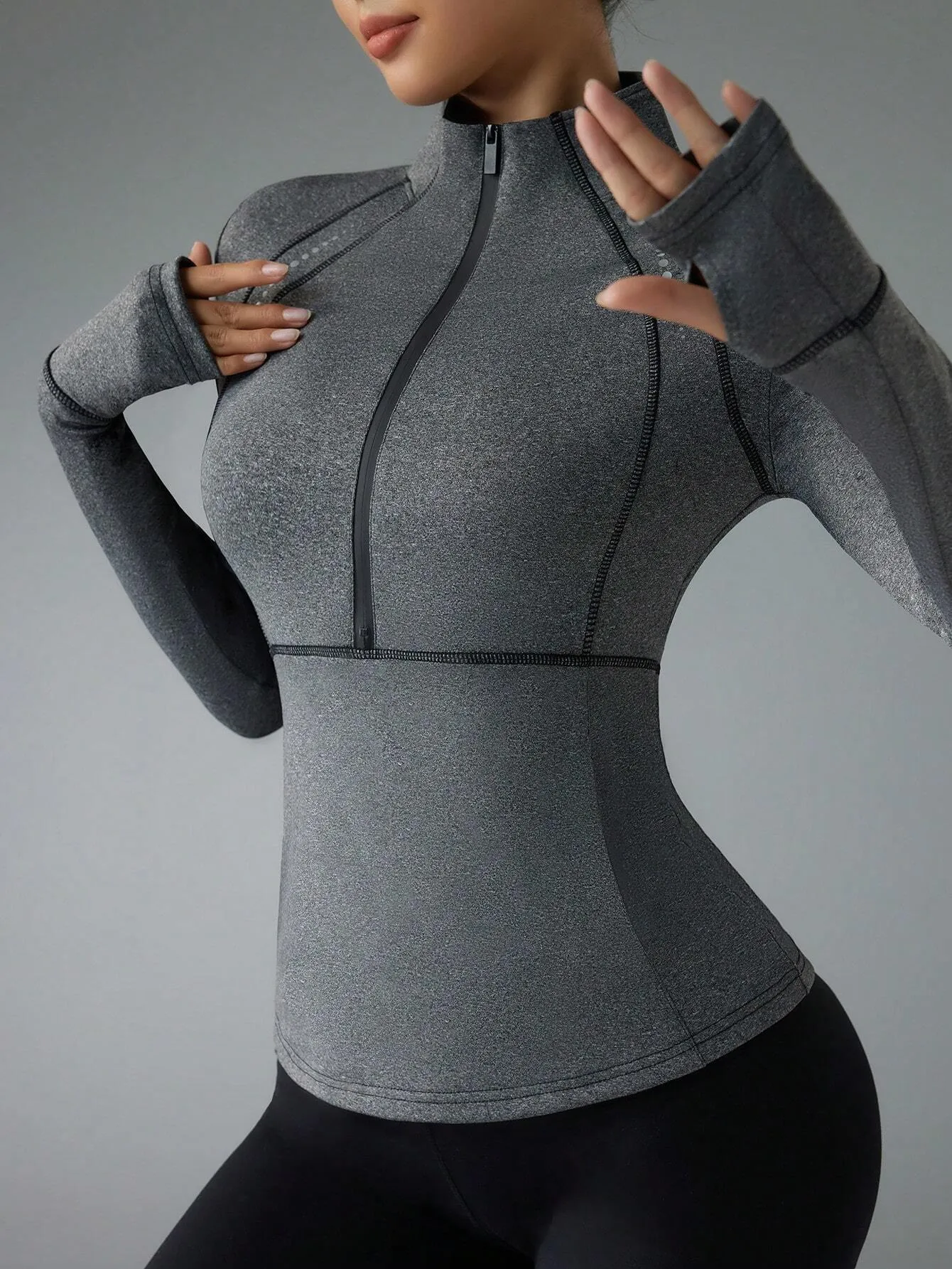 Reflective Print Stand Collar Sports Sweatshirt – Fitted, Stylish & Performance-Ready