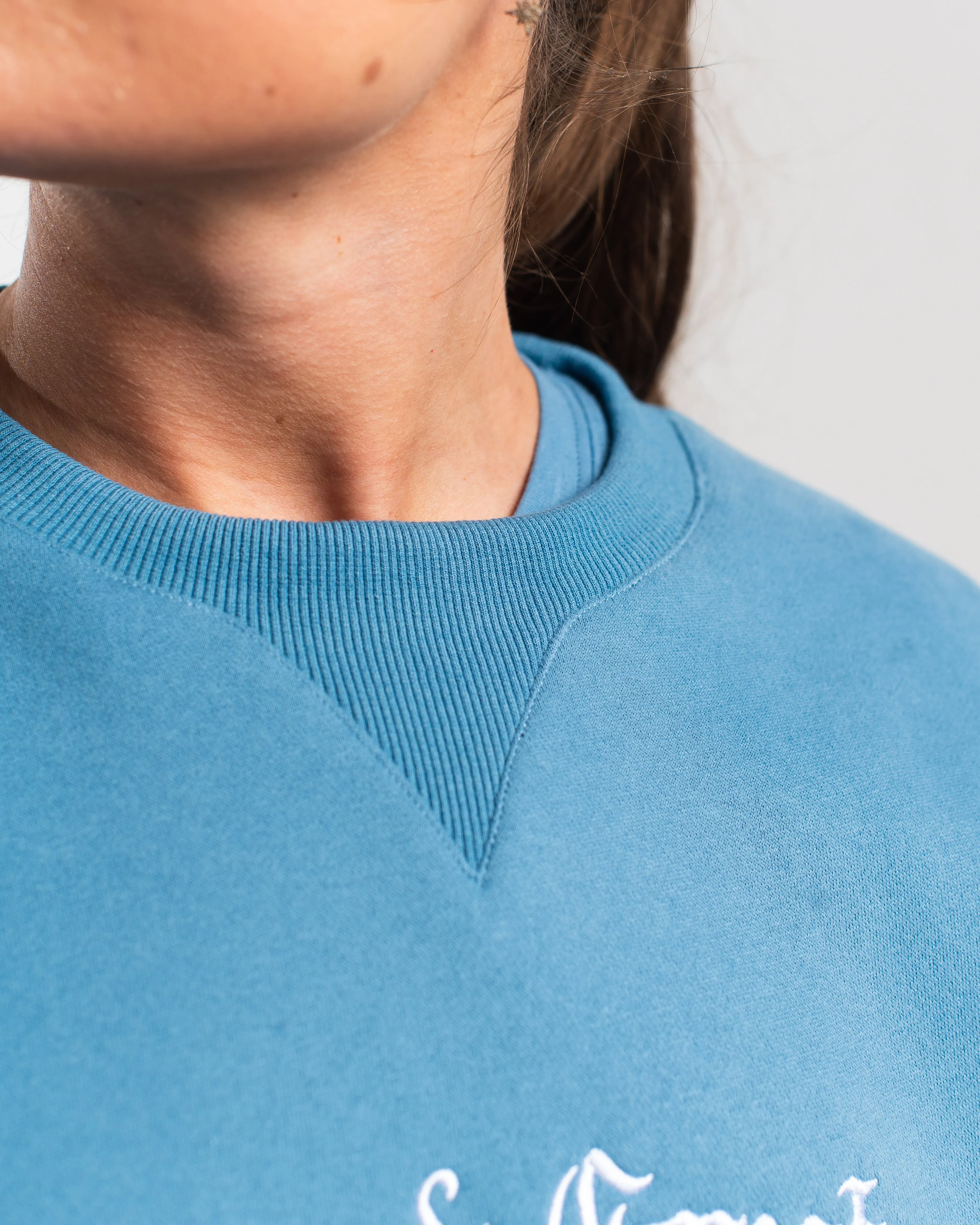 Script Oversized Non Bar Grip Crew - Slate Blue