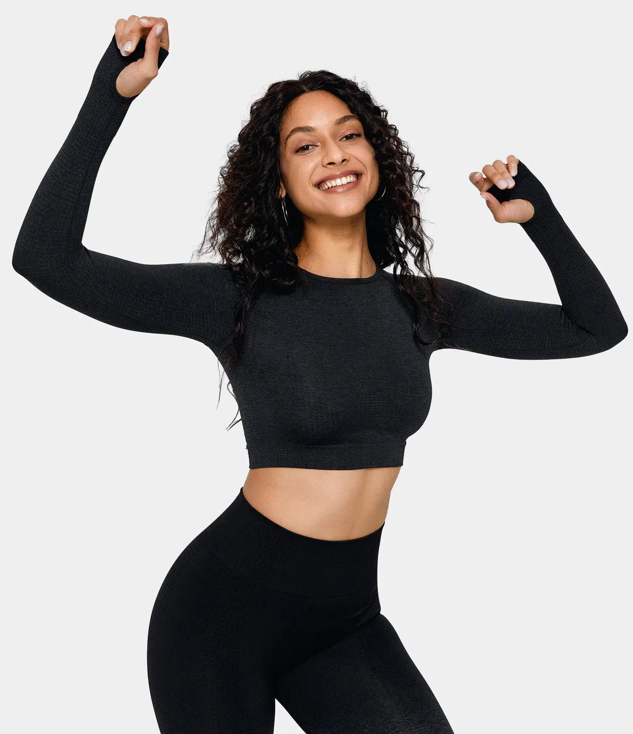 Seamless Flow Cropped Sports Top | Breathable with Thumb Holes