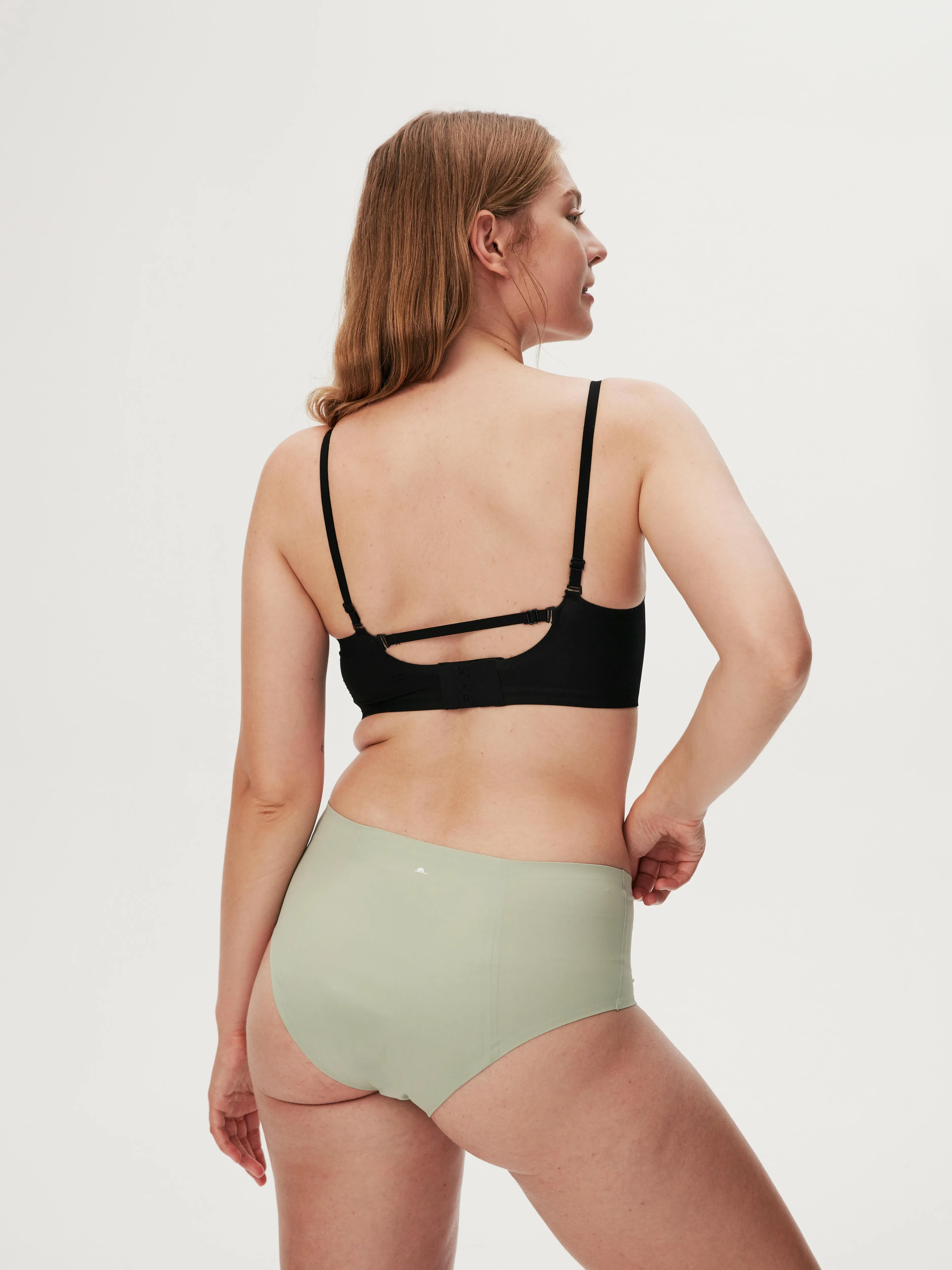 Seamless Full Brief