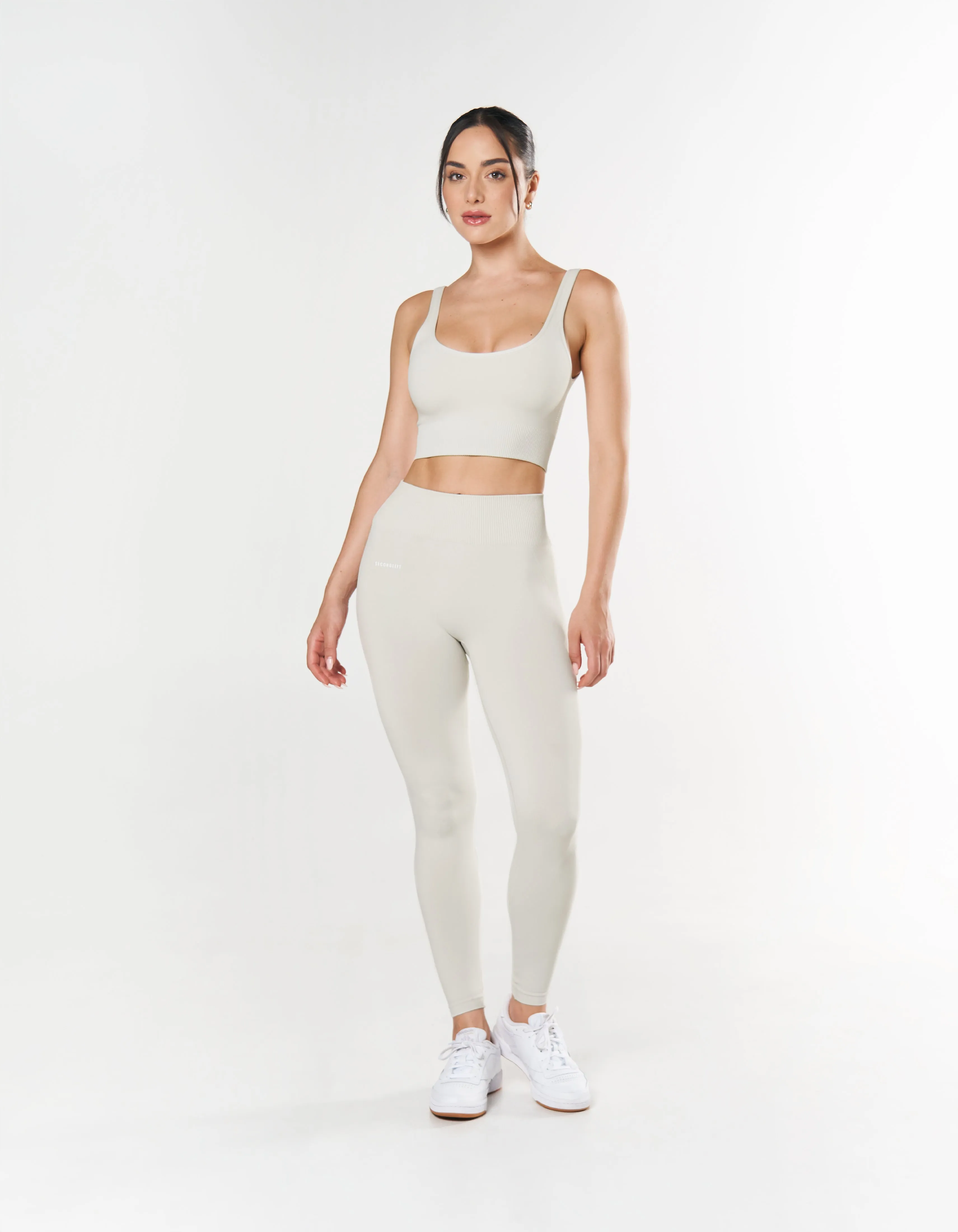 Seamless Low back Crop - Dove