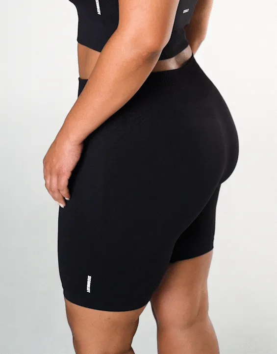 Seamless Midi Biker Shorts - Black