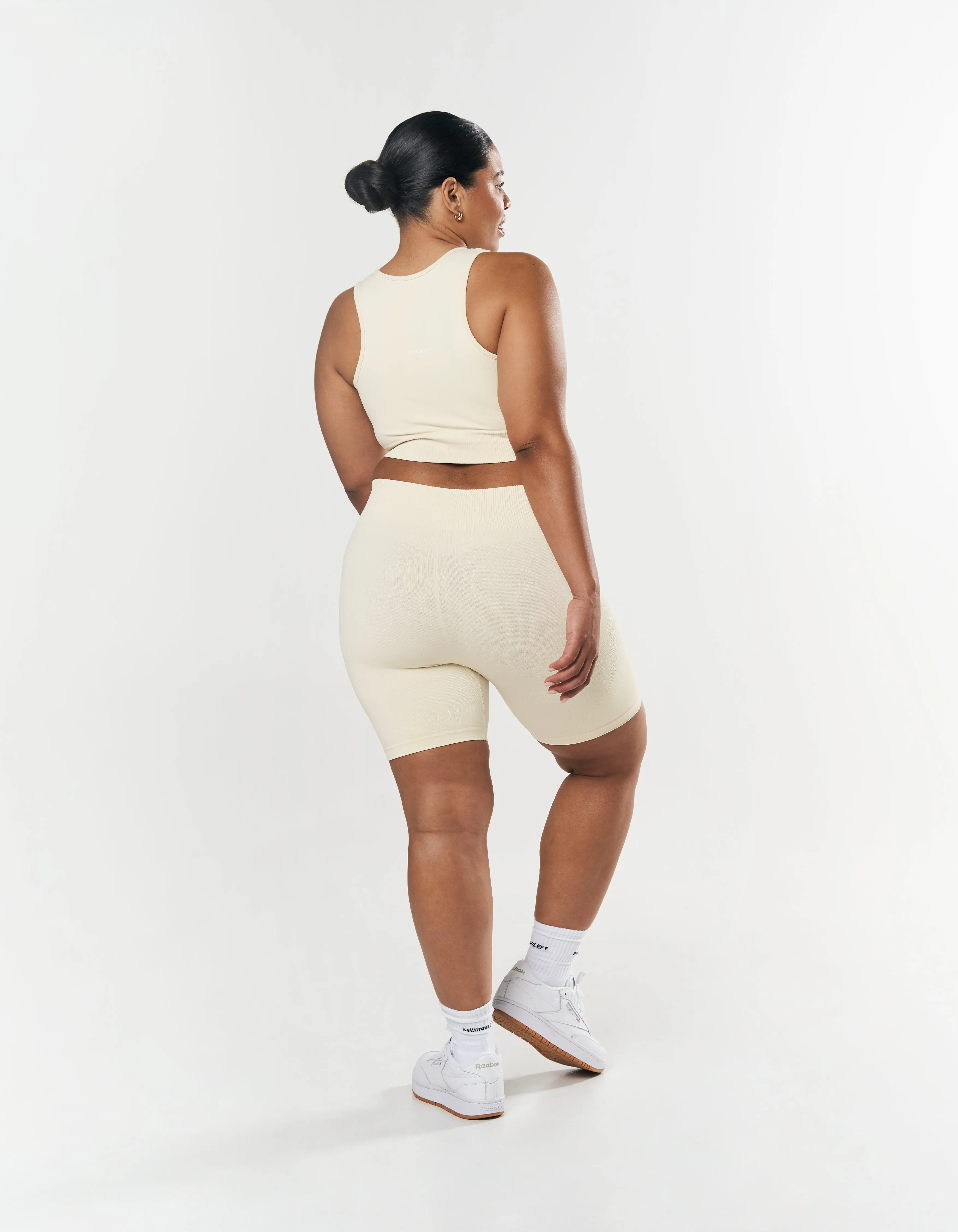 Seamless Midi Biker Shorts - Butter