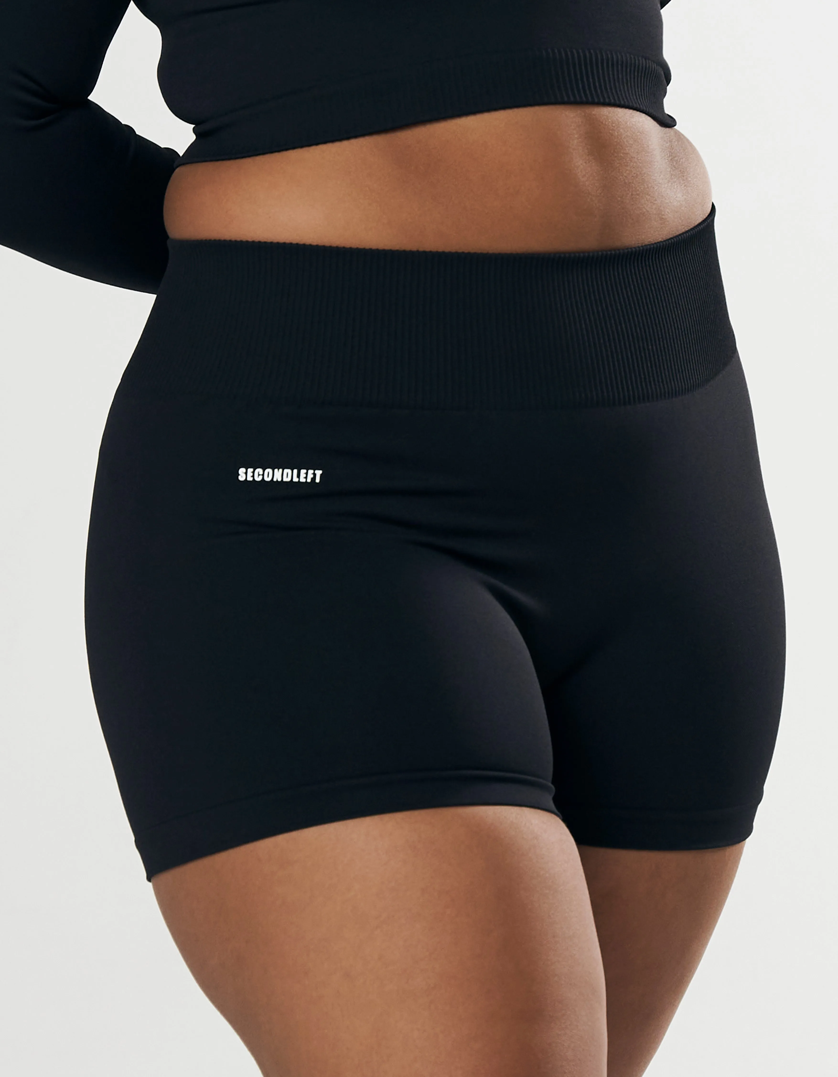 Seamless Mini Biker Shorts - Black