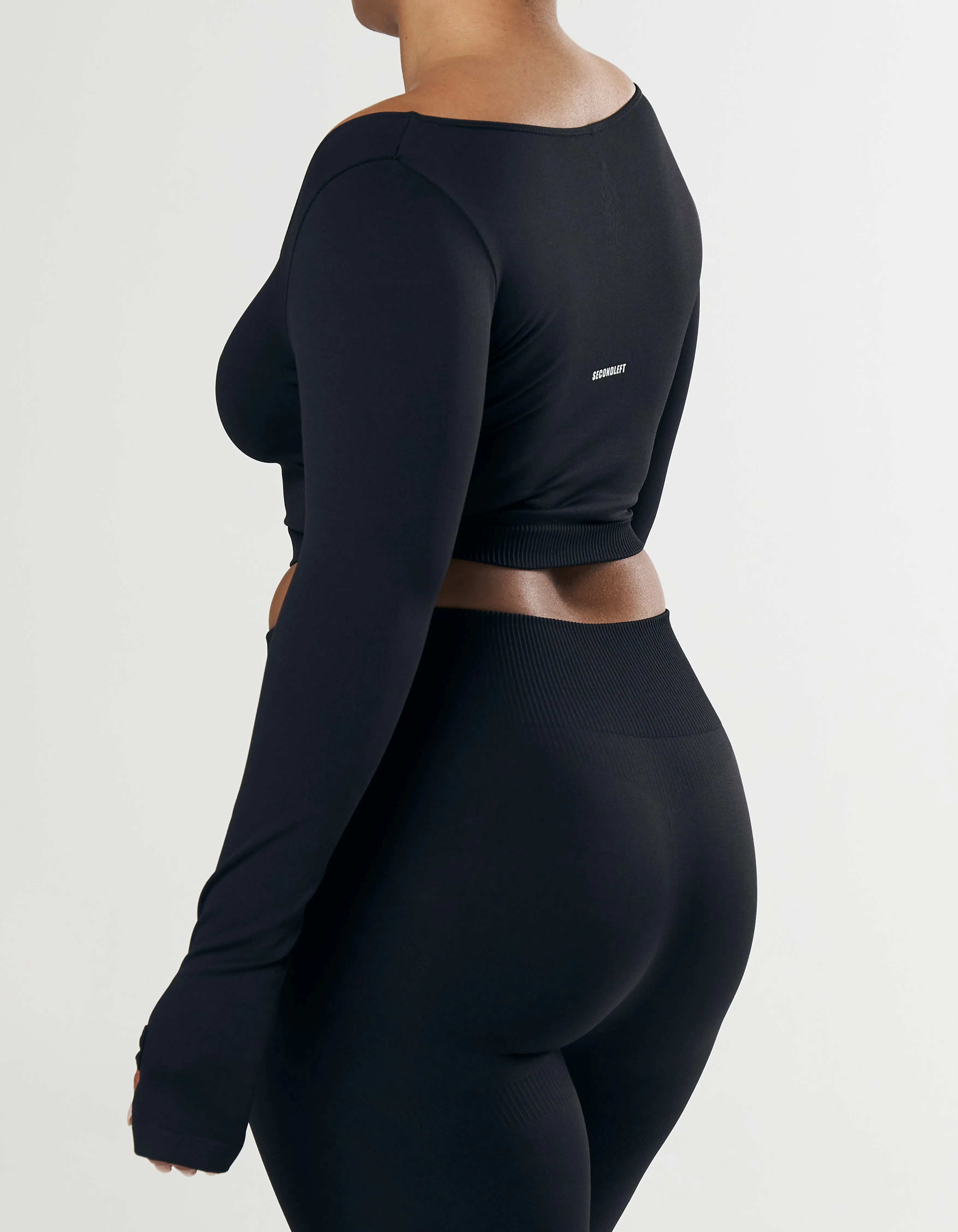 Seamless Scoop Long Sleeve - Black