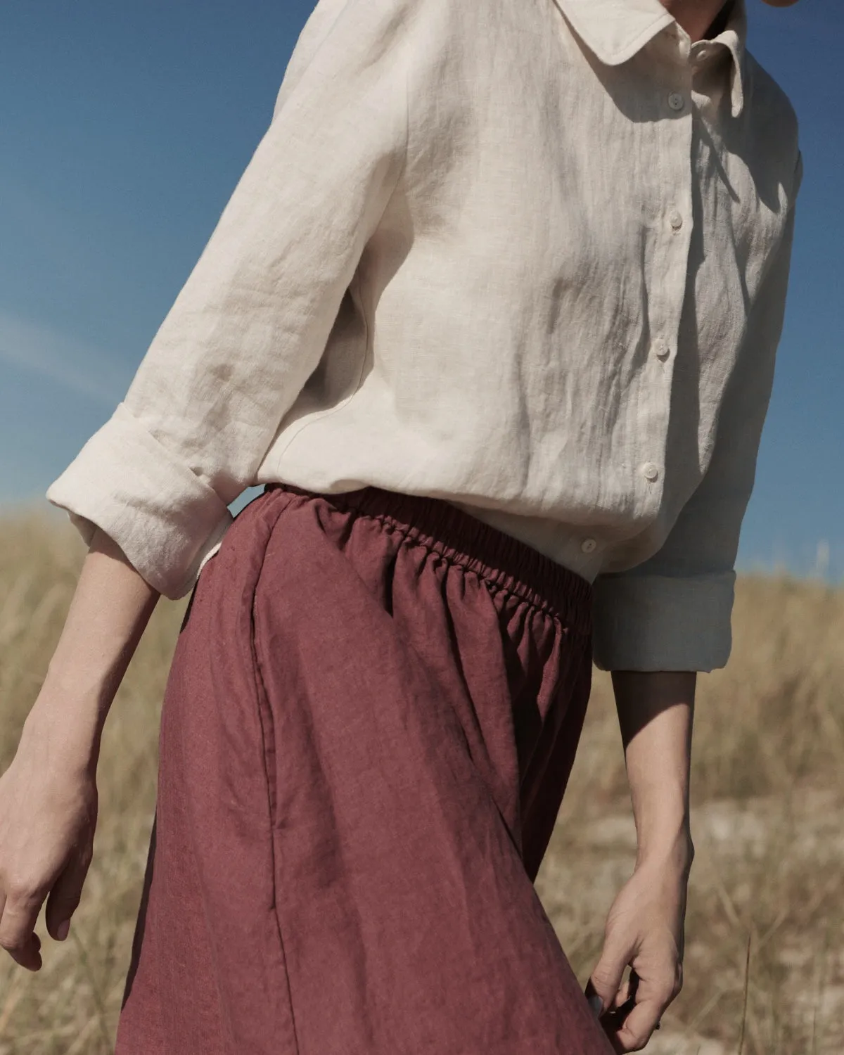 Shaina - Linen Skirt in Maroon