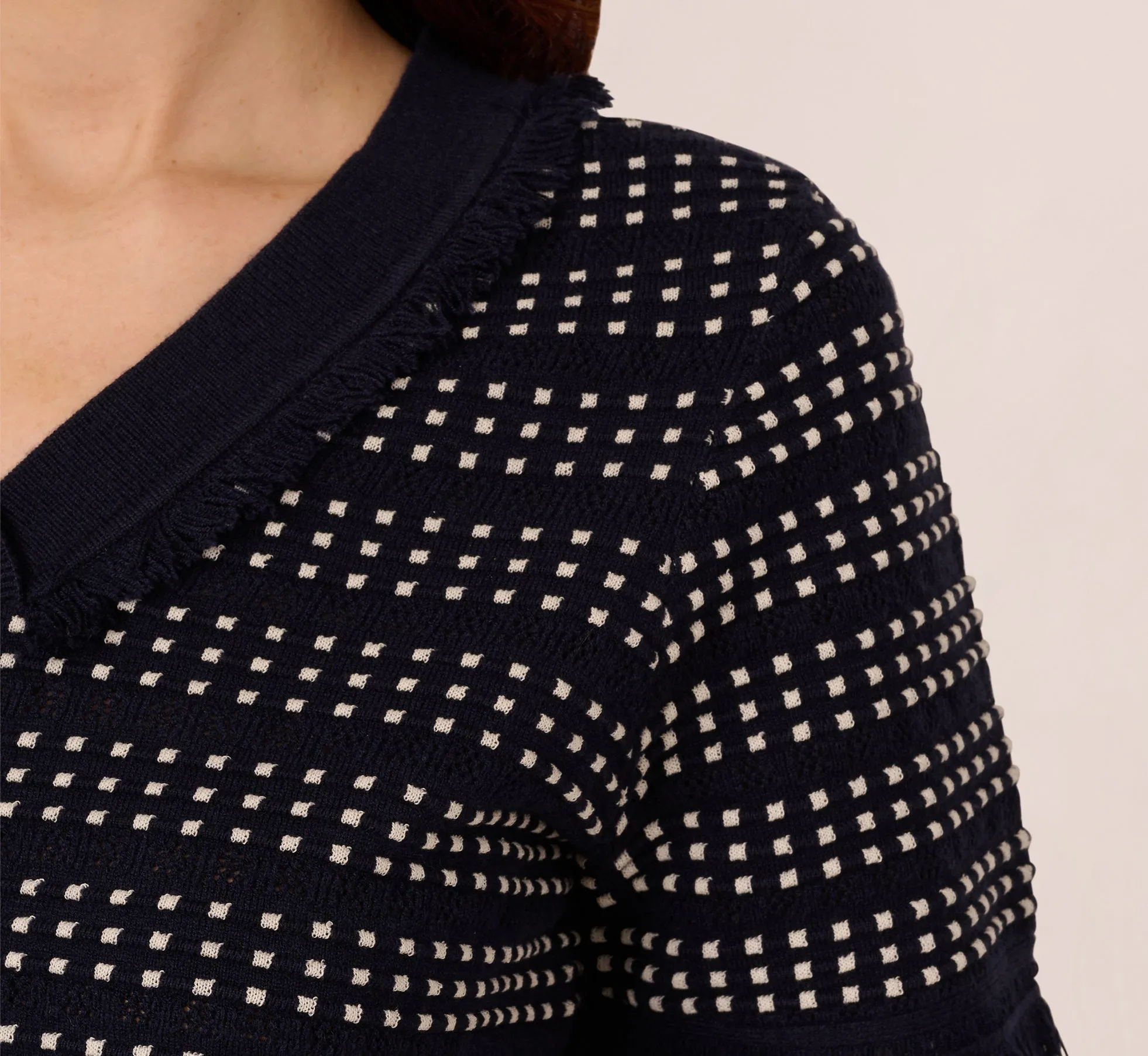 Short Sleeve Grid Knit Fringe Trim Sweater In Navy Ivory