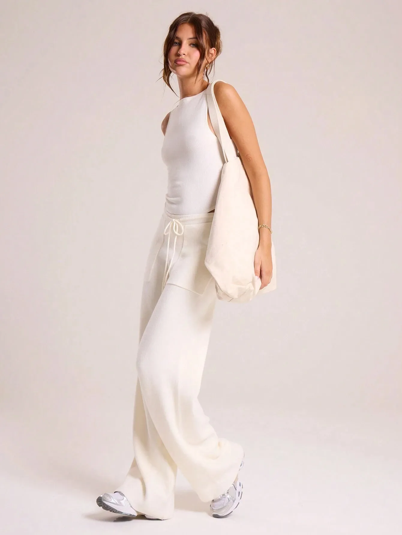 Sleek Rib-Knit Sleeveless Bodysuit – Flattering & Versatile Fit