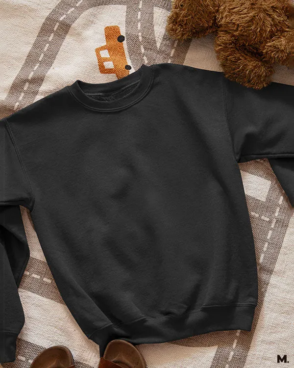 Solid unisex black sweatshirt