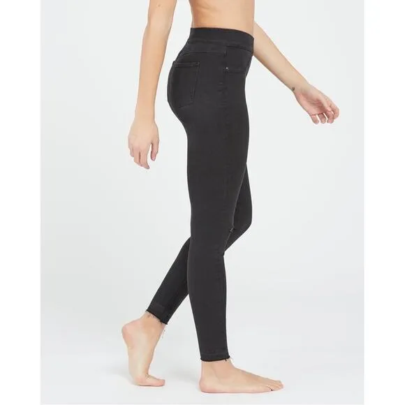 Spanx Vintage Black Distressed Ankle Skinny Jeans Leggings Medium NWT
