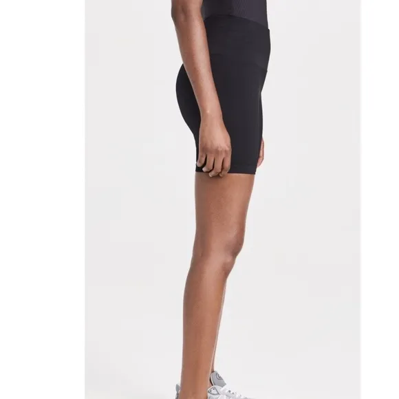 Spiritual Gangster Love Sculpt 5' Biker Shorts