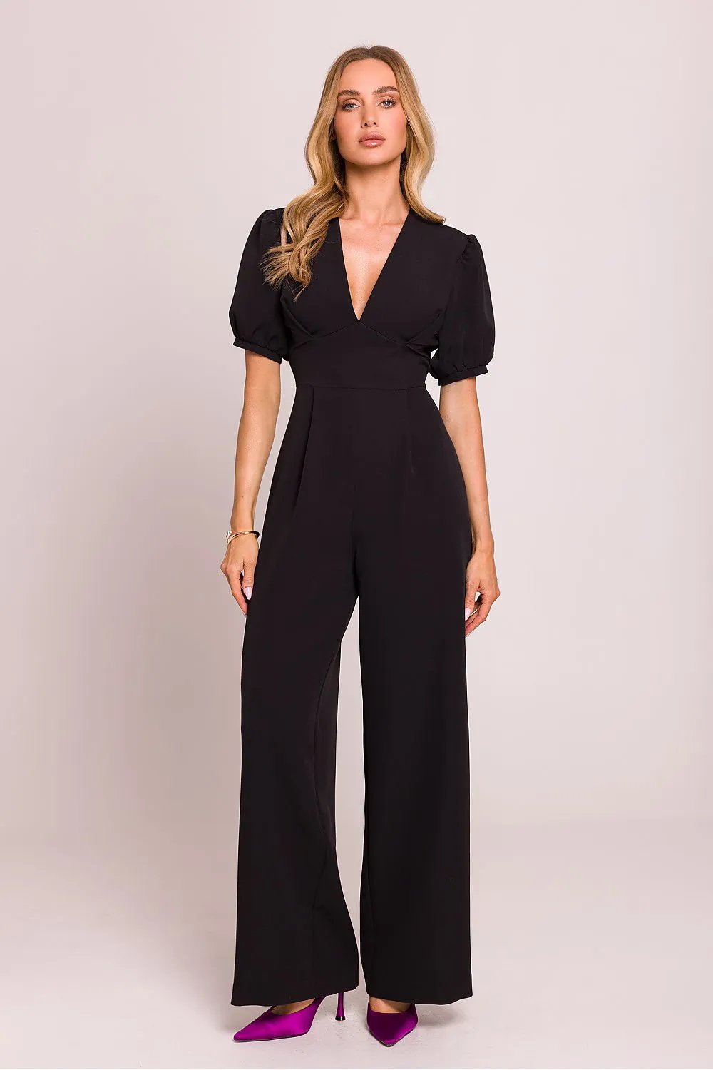 Stylish jumpsuit with a feminine cut