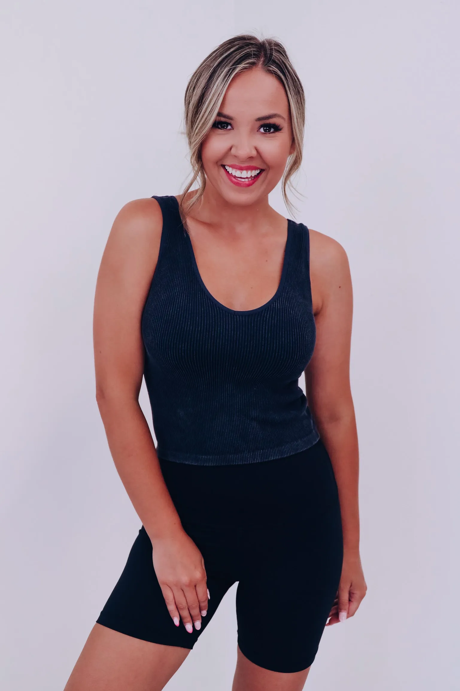 The 2 In 1 Reversible Crop Tank Top - Mineral Black