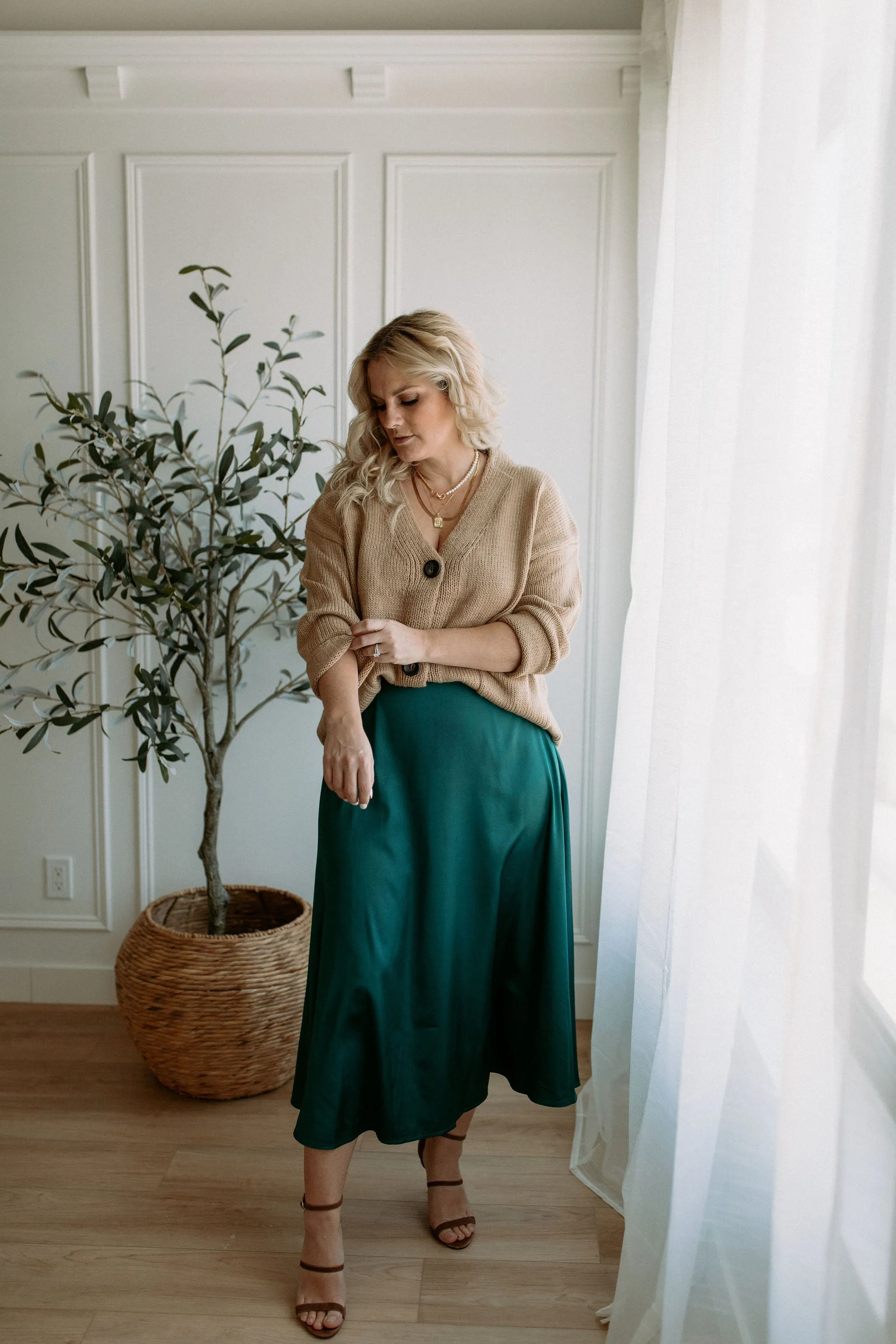The Ashley Button Cardigan - Latte