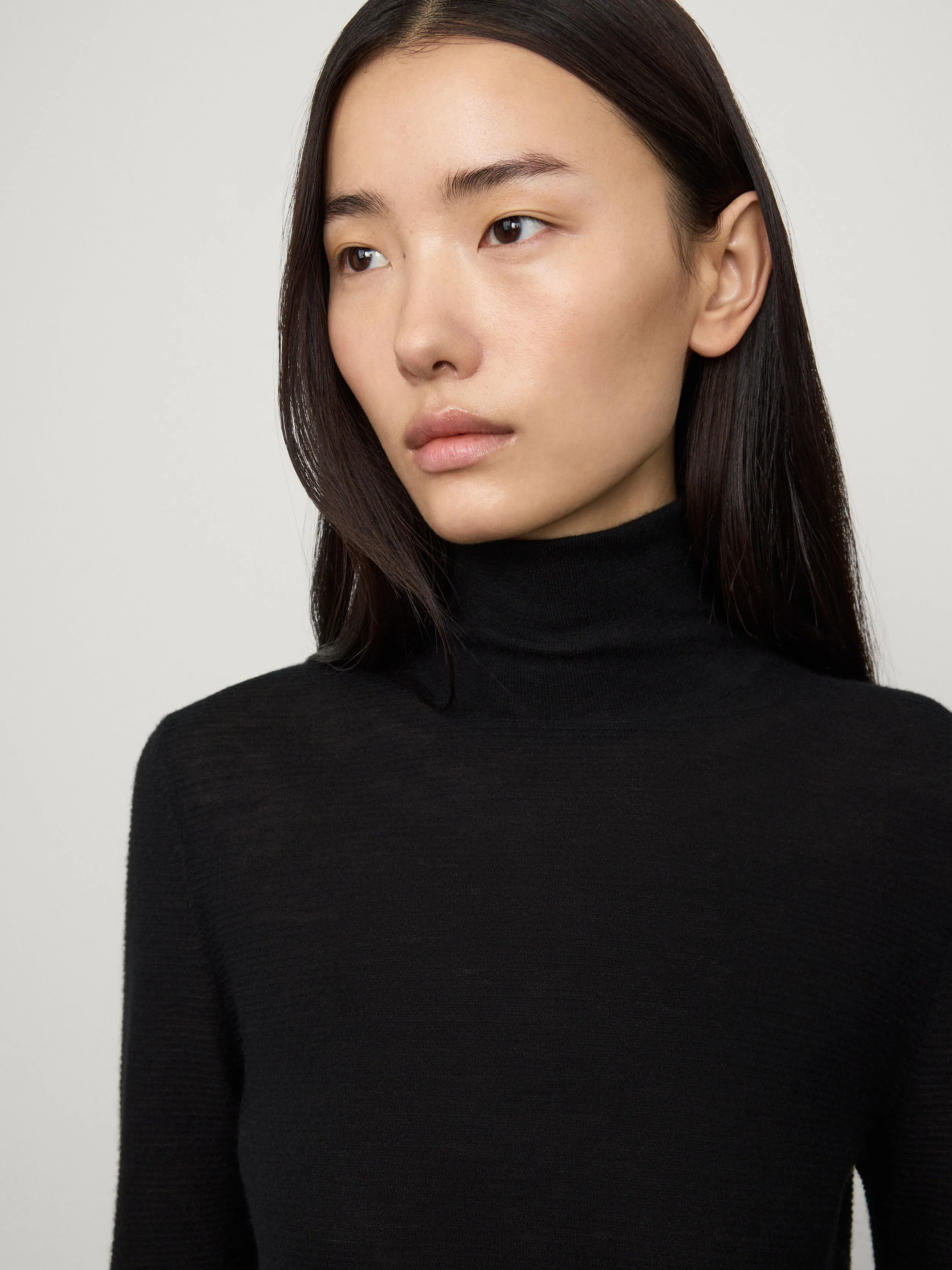 The Lory Sweater