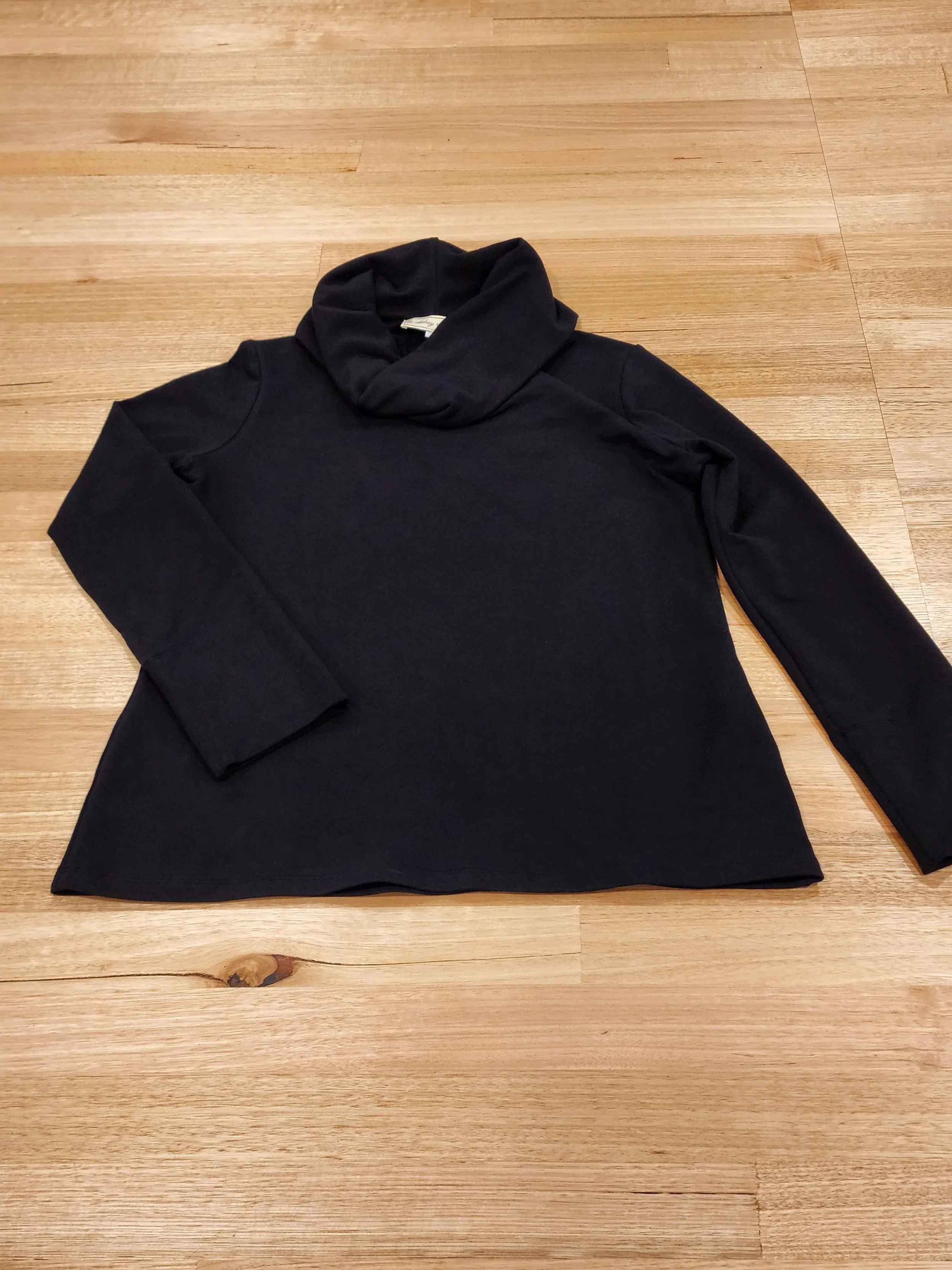 The Ruby Jumper - Black