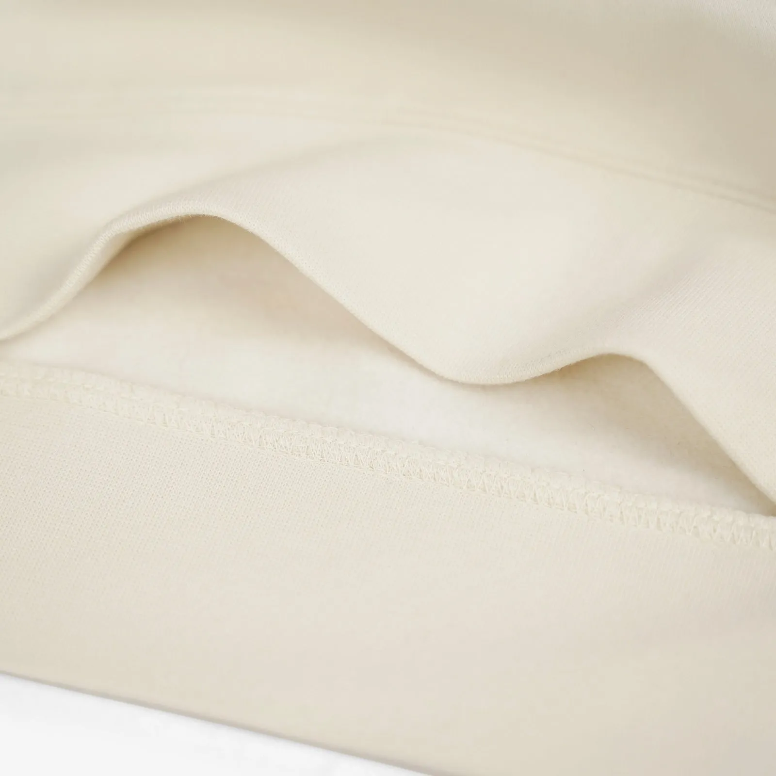 Throwback Icon 2.0 Quarter Zip Sweatshirt - White Chocolate