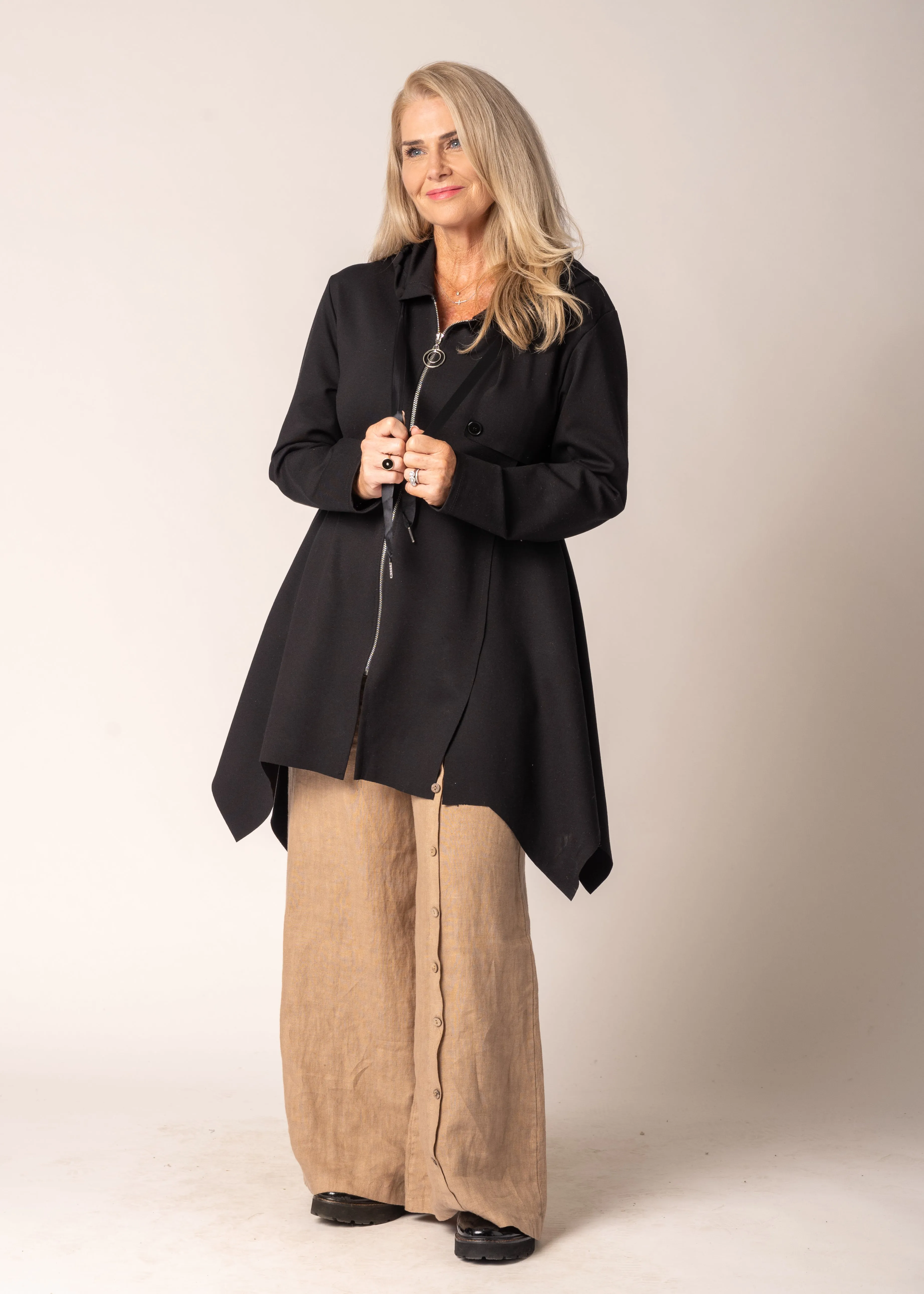 Tia Jacket in Onyx