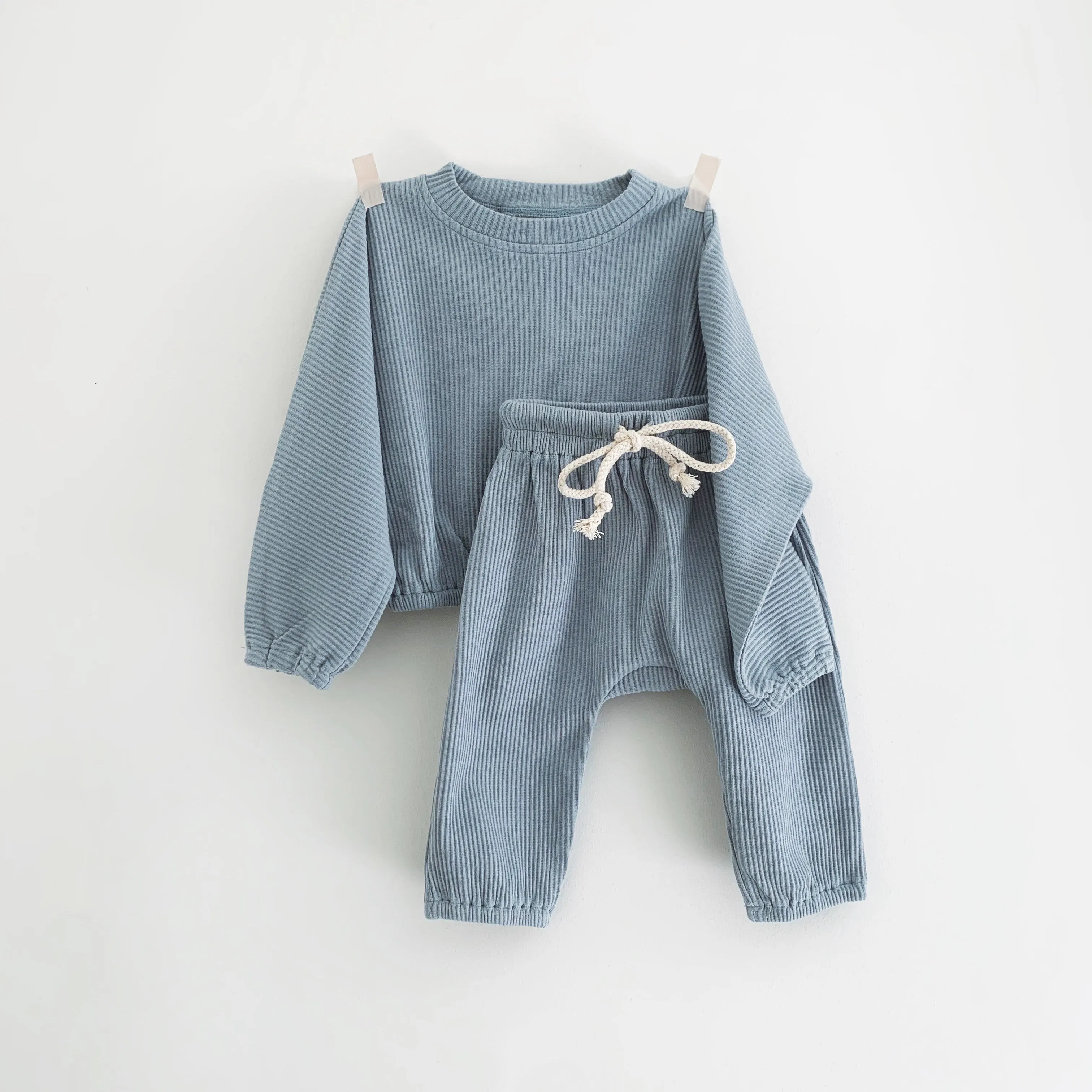 TINY TROVE JETT PULLOVER IVORY BLUE