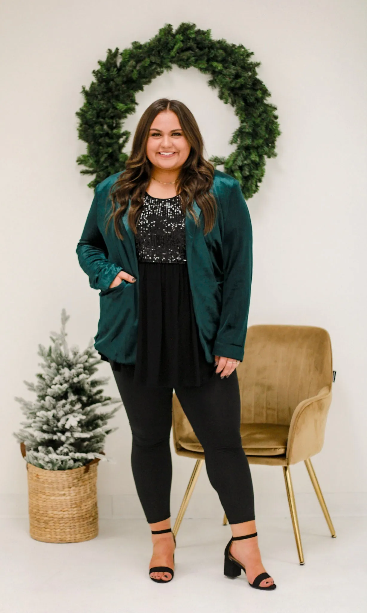 Under the Mistletoe Emerald Velvet Blazer