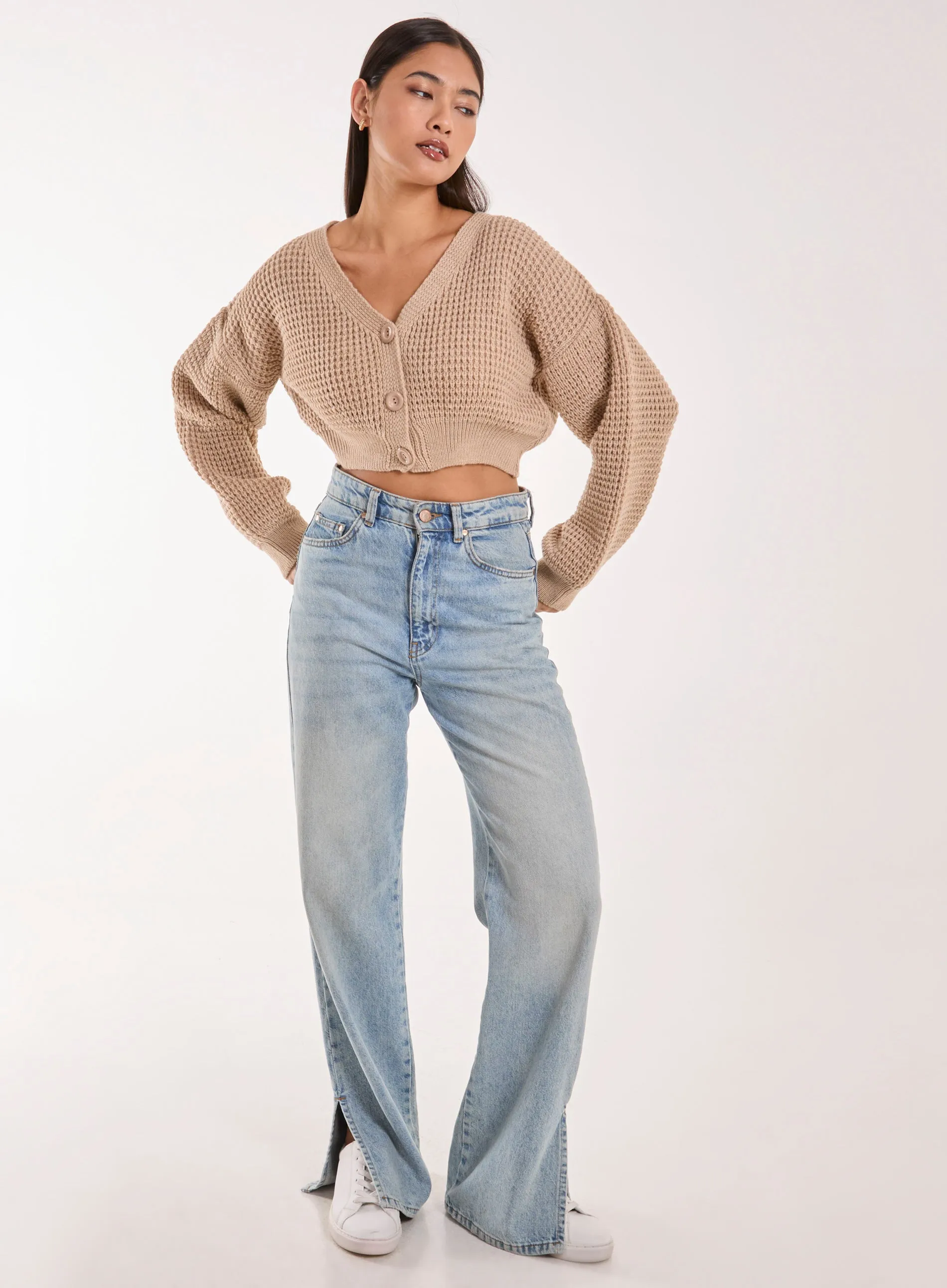 V Neck Cropped Knitted Cardigan