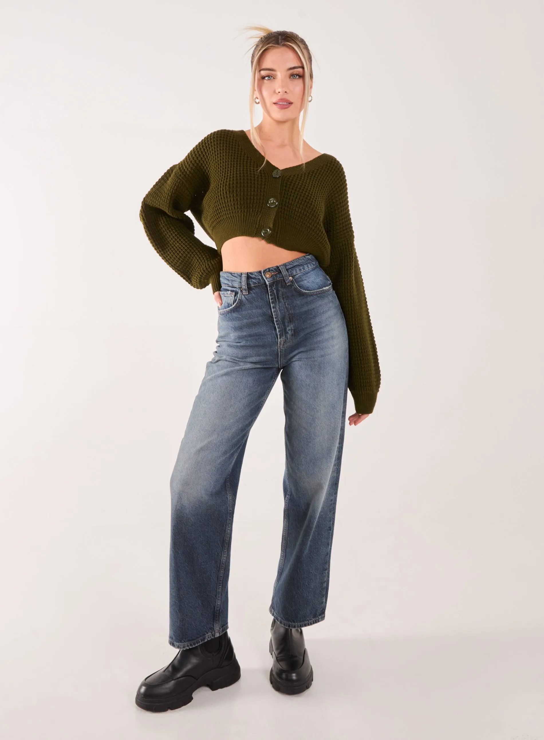 V Neck Cropped Knitted Cardigan