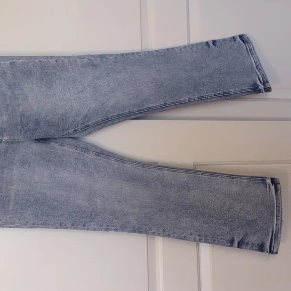 Vervet Style # T5845 High Rise Seamless  Boot Cut Jeans Size 31 NEW