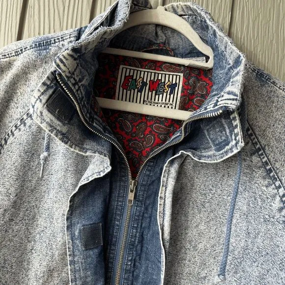 VTG 80s East West Acid Wash Denim Jacket Quilted Paisley Lining Sz XL