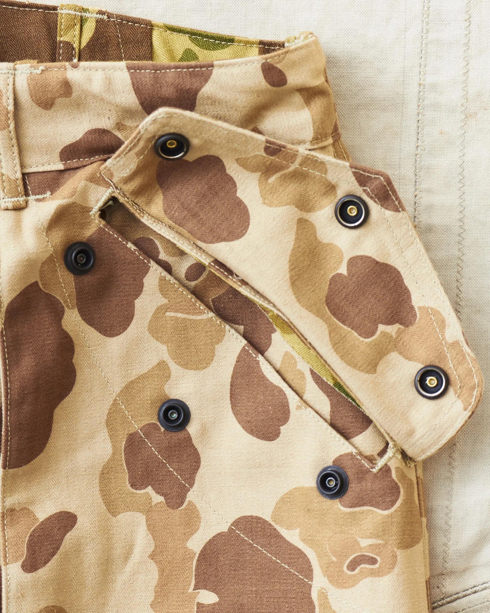 Warehouse & Co Lot. 1224 1940's USMC Parachutist Trousers Frog Skin Camo