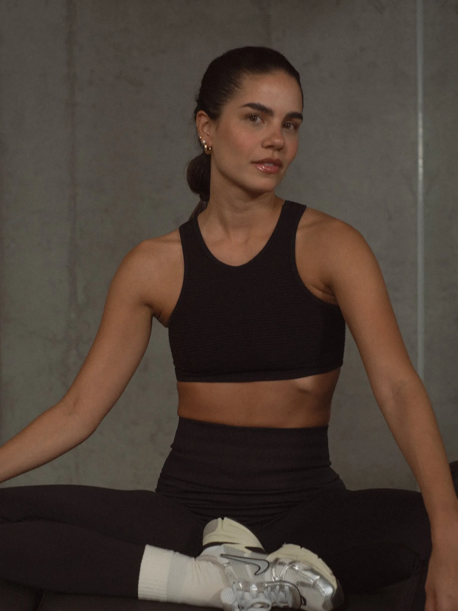 WELLNESS SEAMLESS TOP - SHADOW