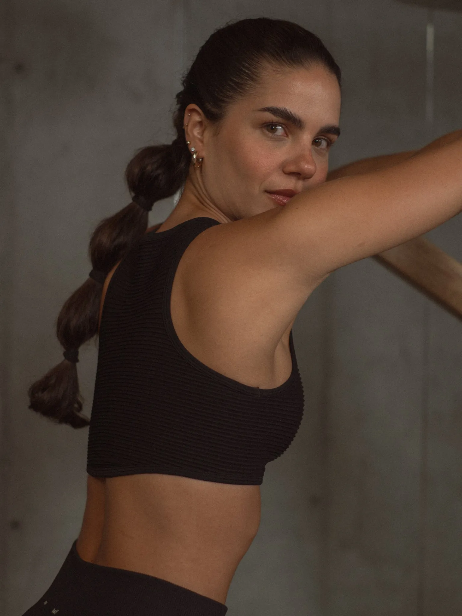 WELLNESS SEAMLESS TOP - SHADOW
