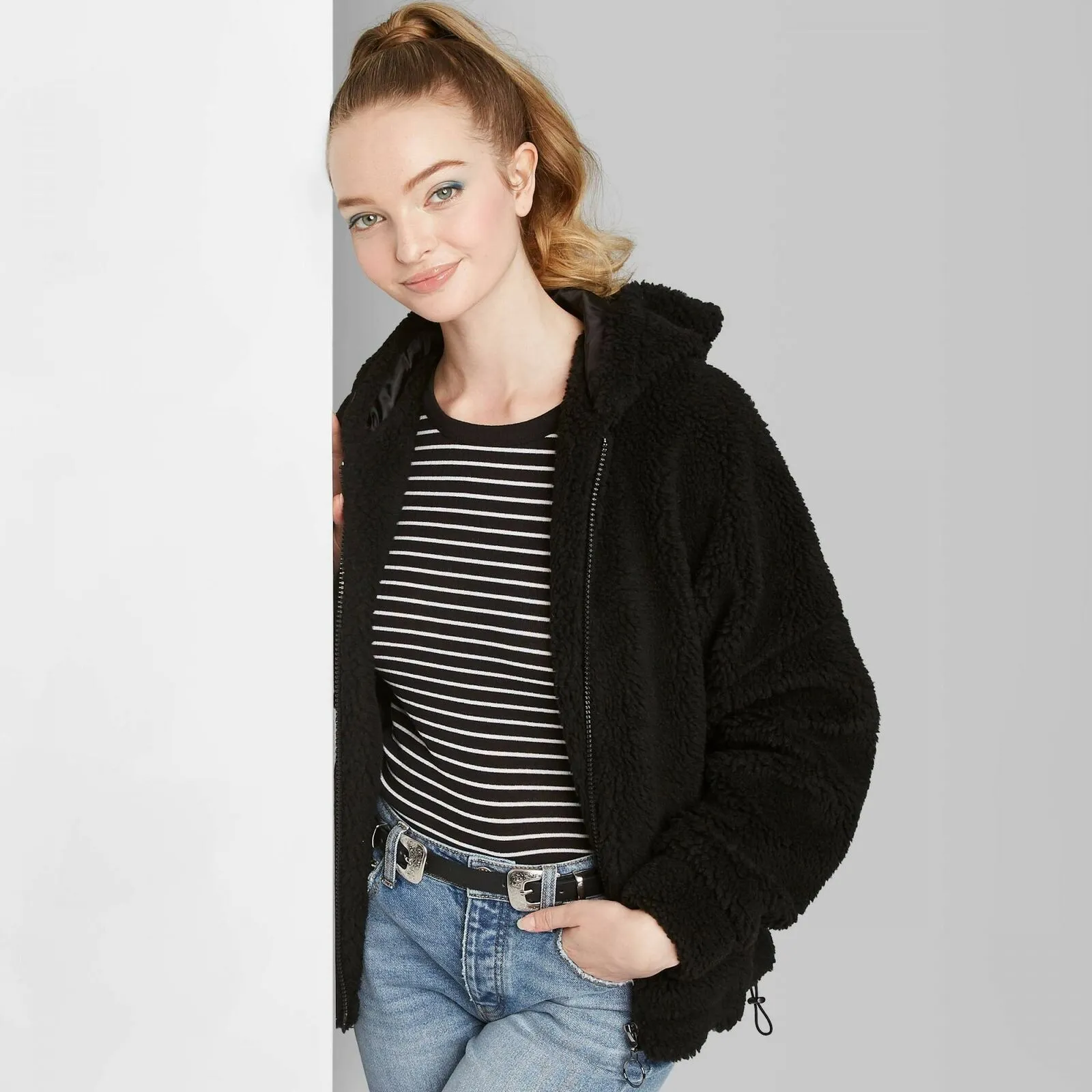Wild Fable Women's Oversized Long Sleeve Zip-Up Hooded Sherpa Jacket